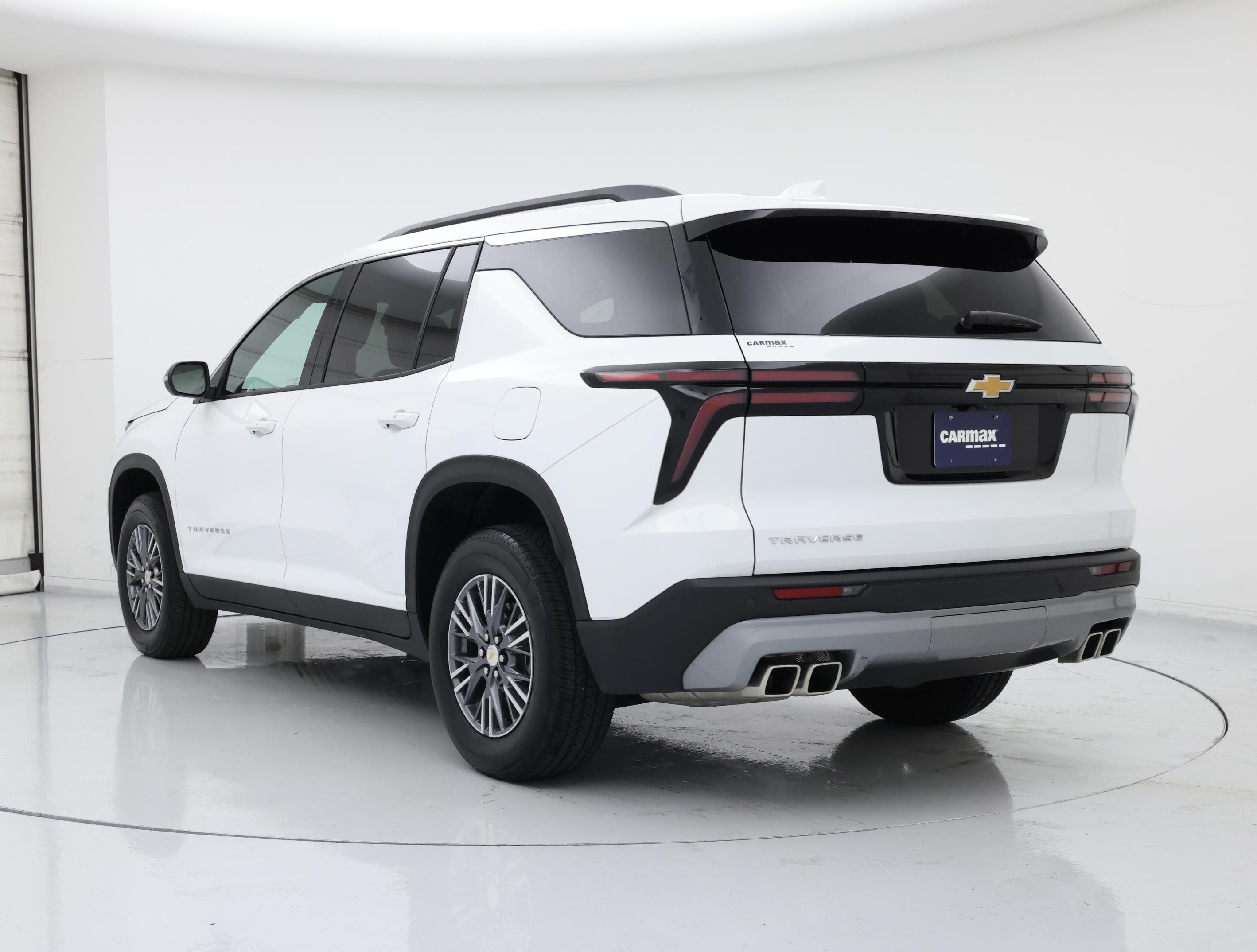 Thumbnail: 2025 Chevrolet Traverse - 2