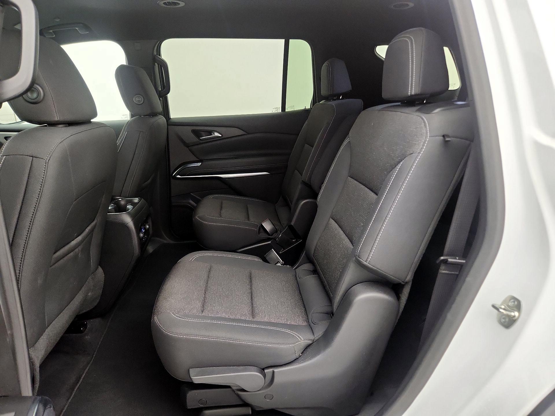 Thumbnail: 2025 Chevrolet Traverse - 20