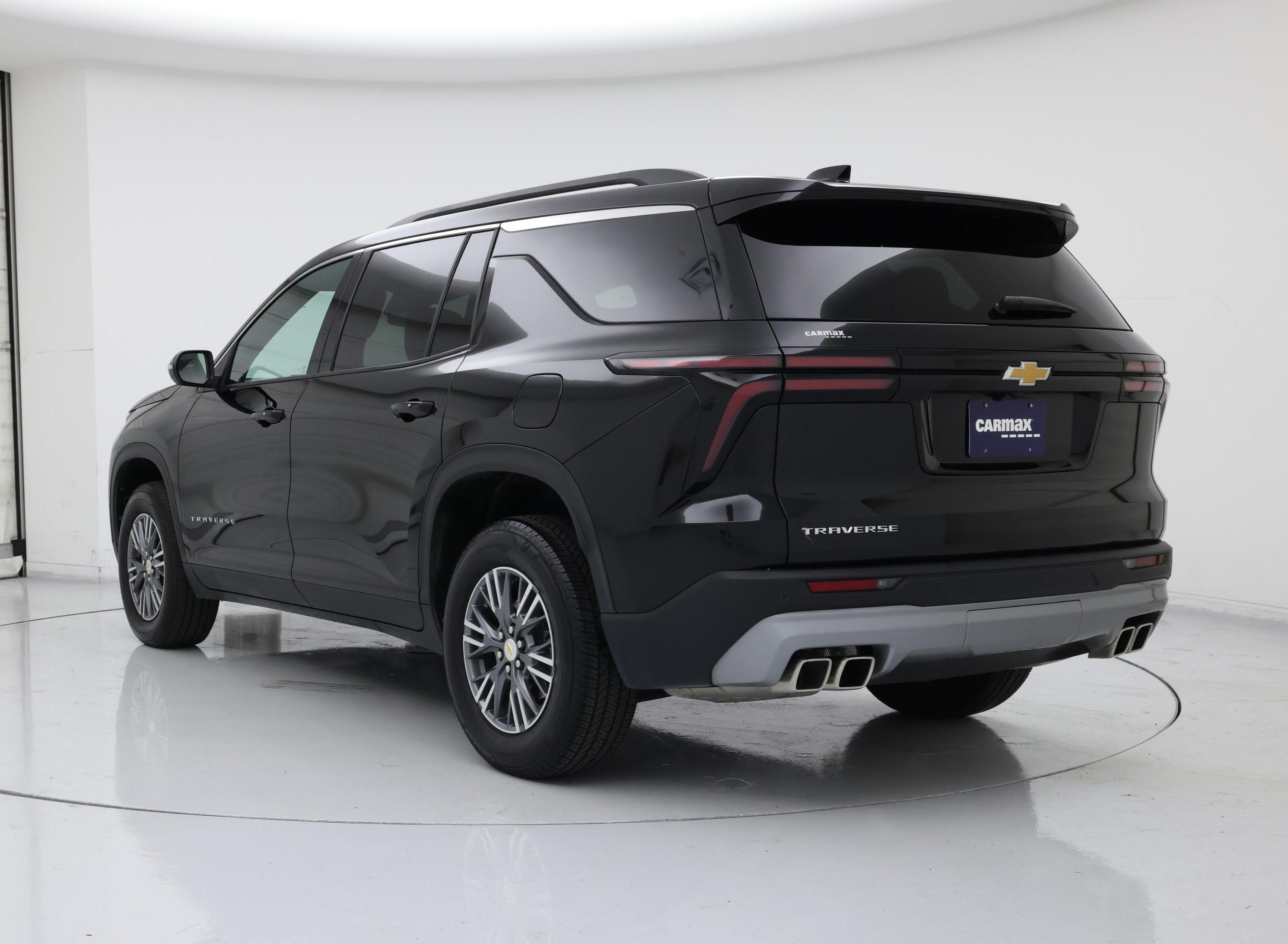 Thumbnail: 2025 Chevrolet Traverse - 2