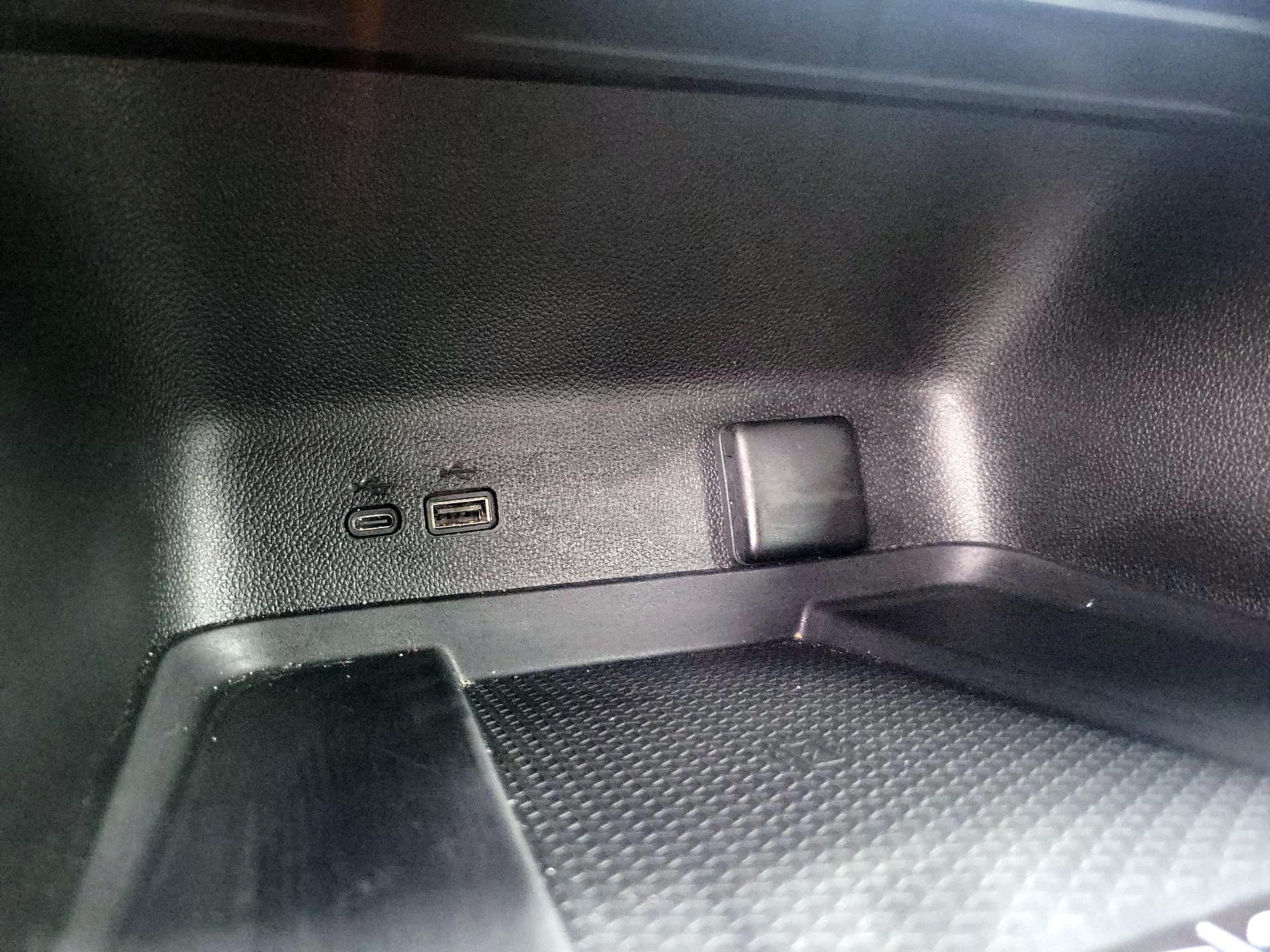 Thumbnail: 2025 Chevrolet Traverse - 19