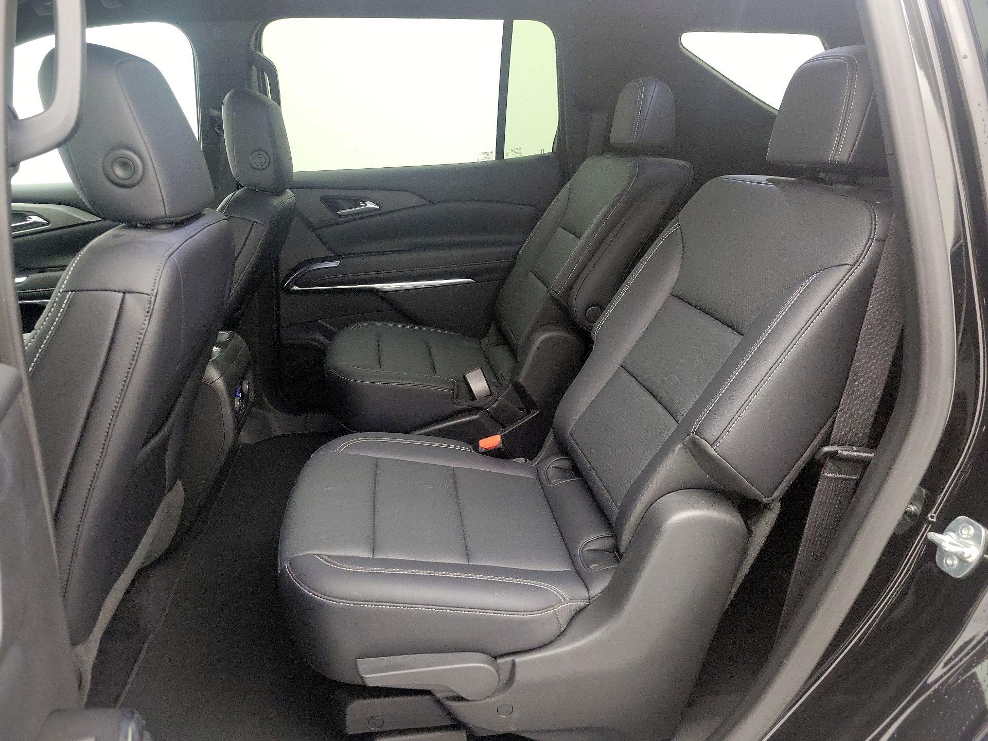 Thumbnail: 2025 Chevrolet Traverse - 20