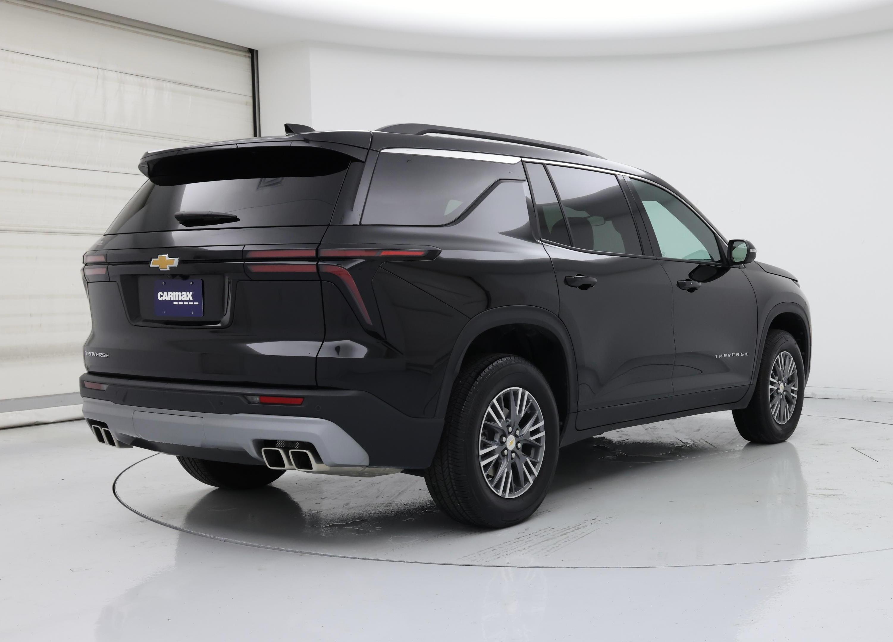 Thumbnail: 2025 Chevrolet Traverse - 8