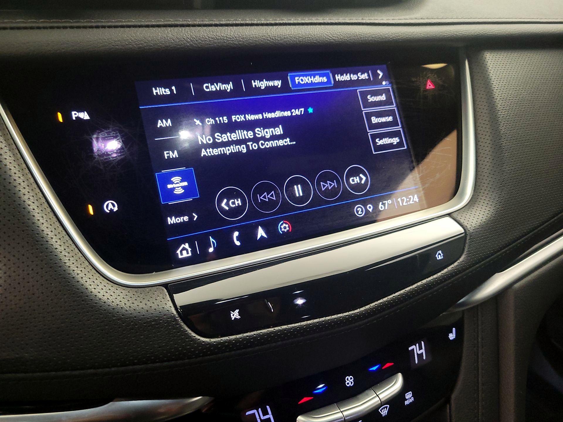 Thumbnail: 2025 Cadillac XT5 - 15