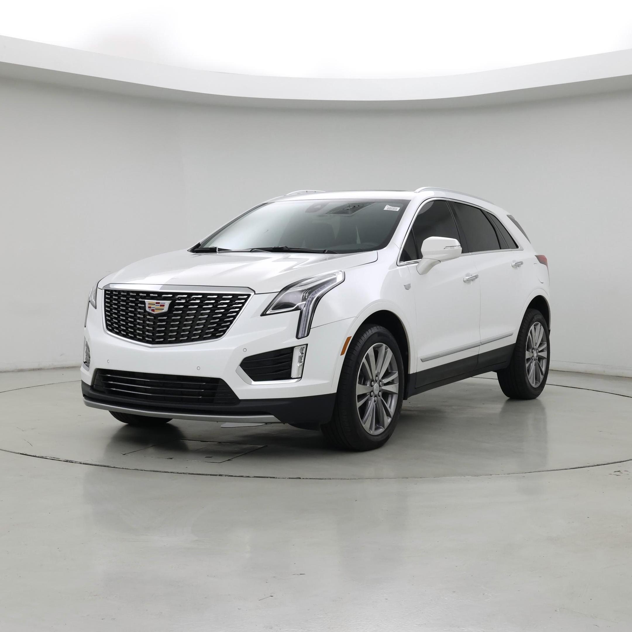 Thumbnail: 2025 Cadillac XT5 - 4