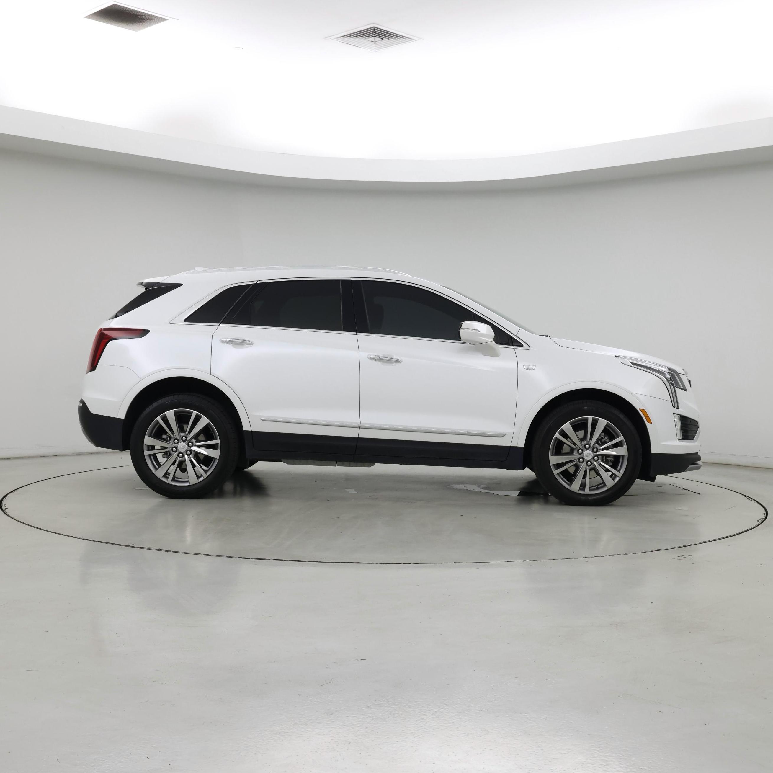 Thumbnail: 2025 Cadillac XT5 - 7