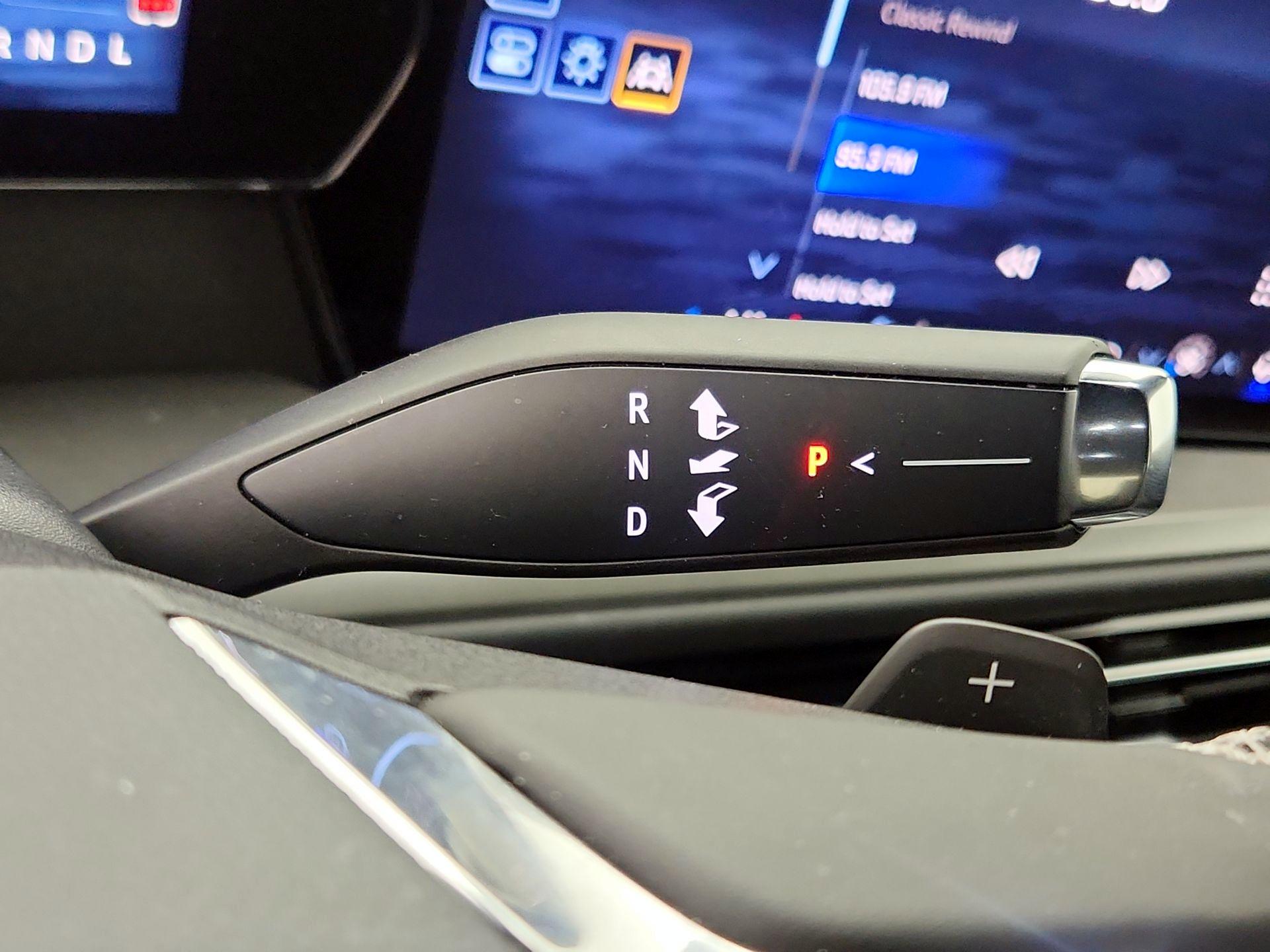 Thumbnail: 2025 Chevrolet Traverse - 17