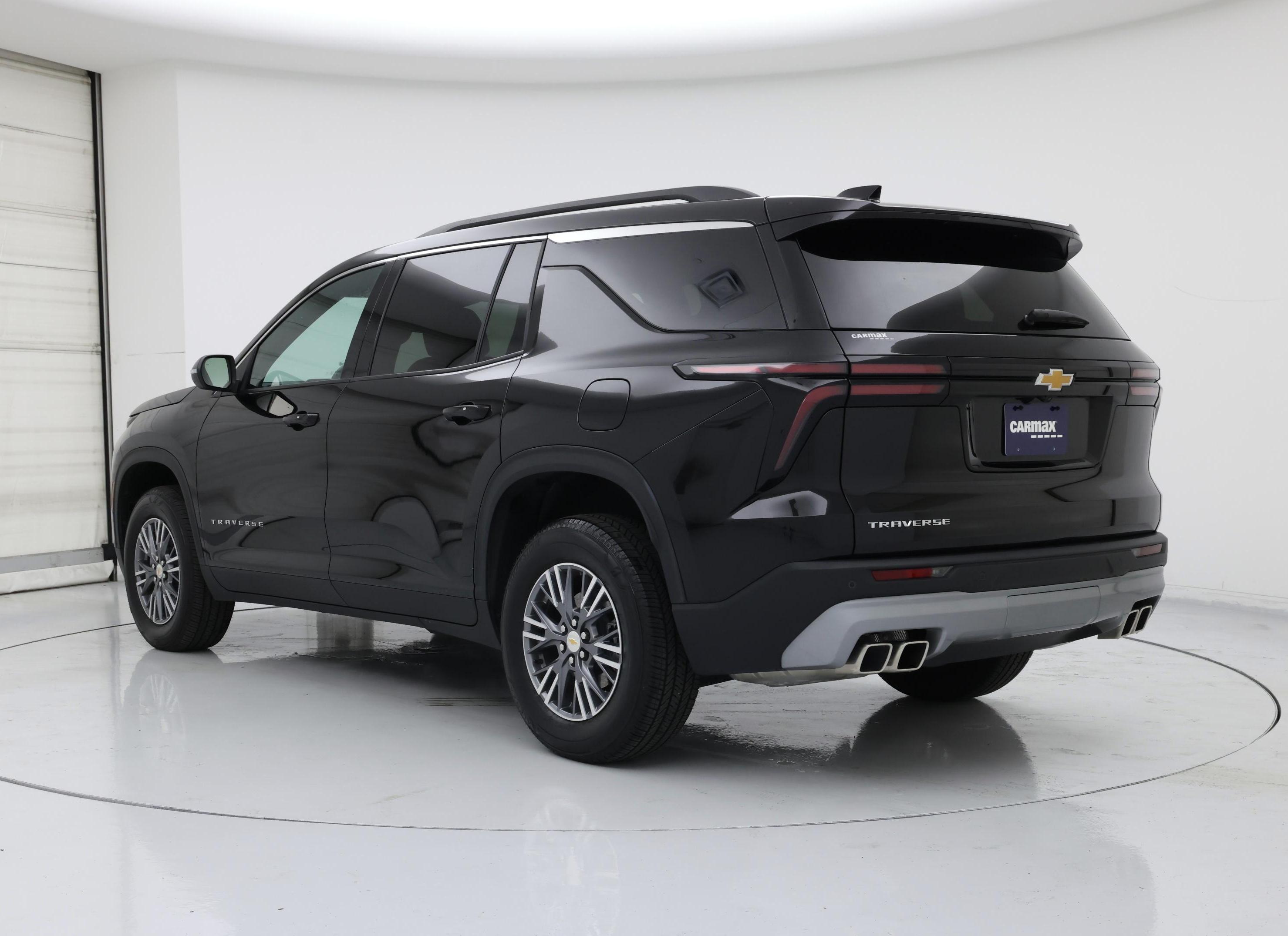 Thumbnail: 2025 Chevrolet Traverse - 2