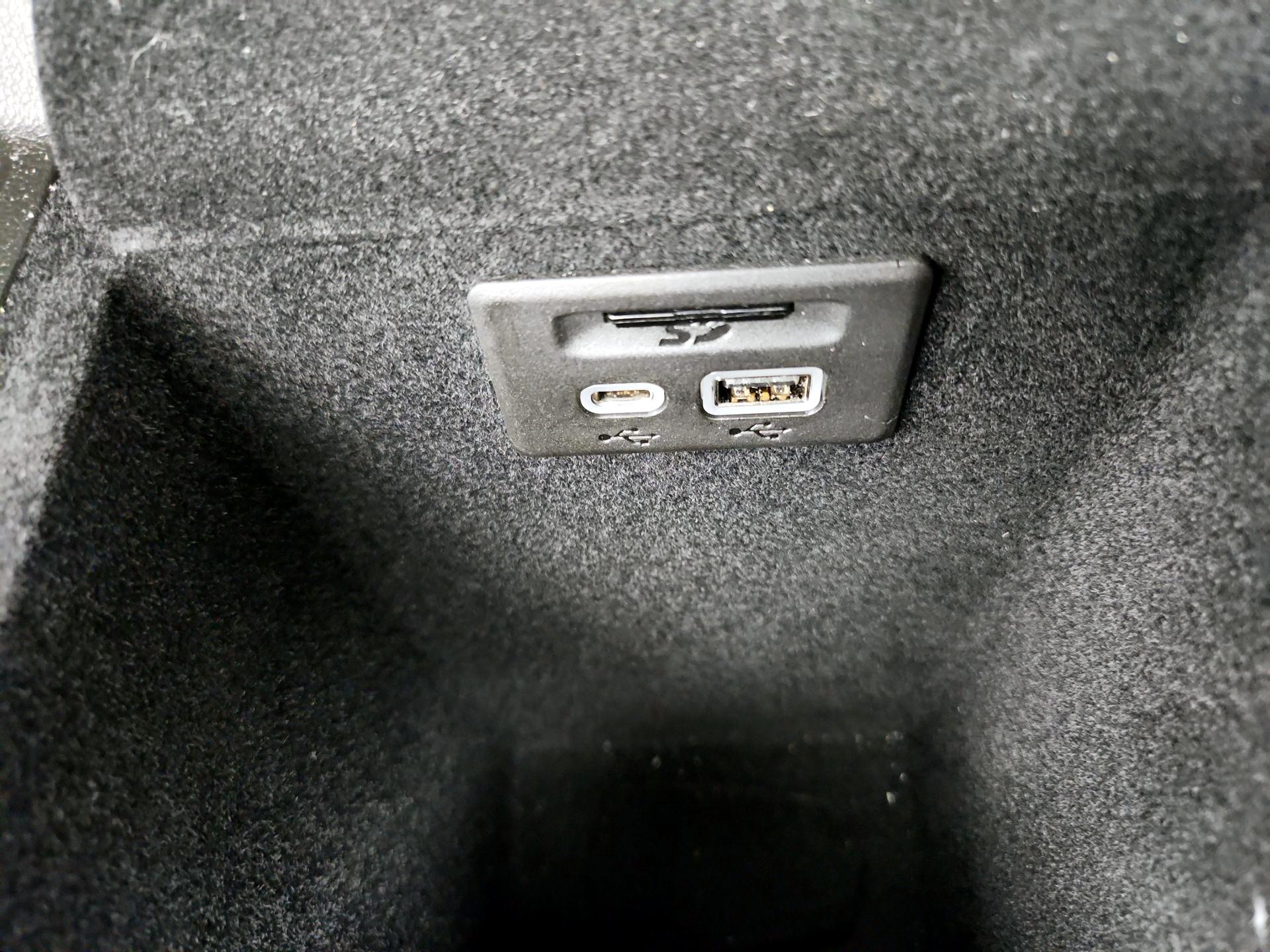 Thumbnail: 2025 Cadillac XT6 - 19