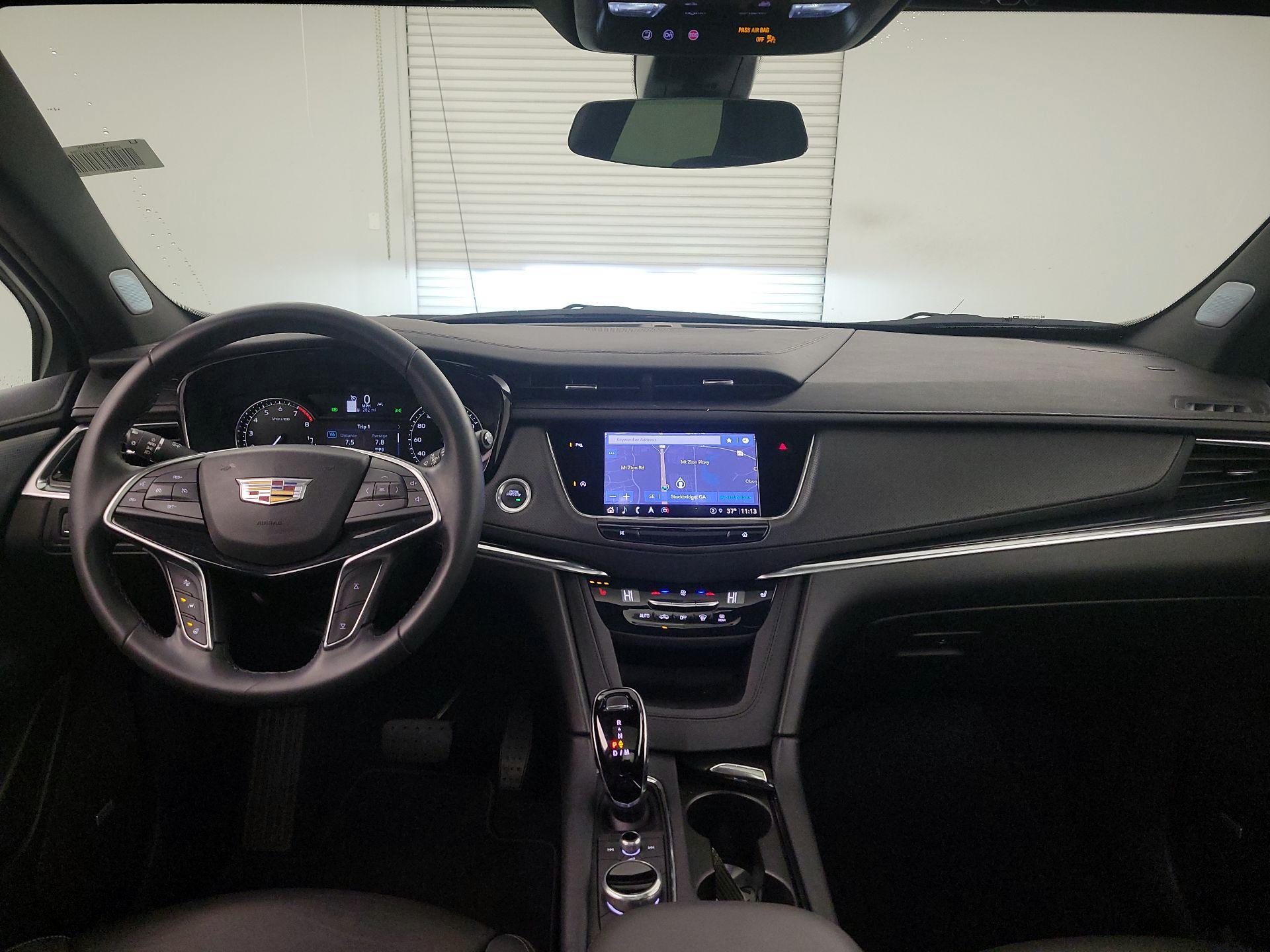 Thumbnail: 2025 Cadillac XT5 - 9