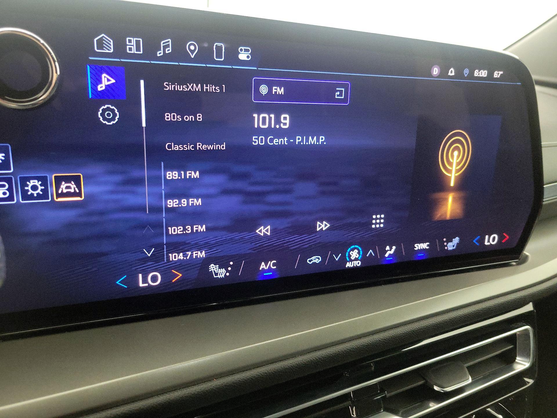 Thumbnail: 2025 Chevrolet Traverse - 16