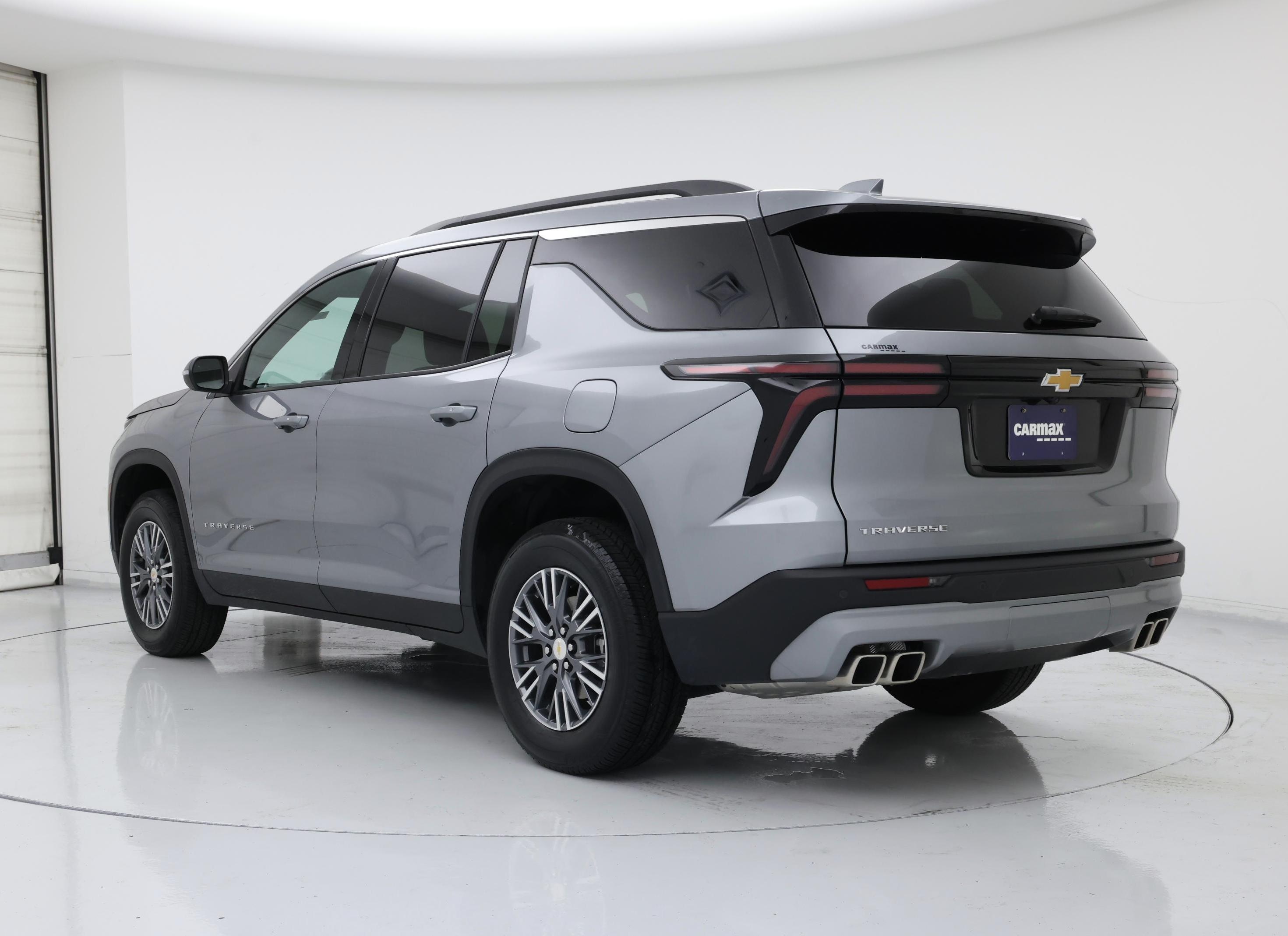 Thumbnail: 2025 Chevrolet Traverse - 2