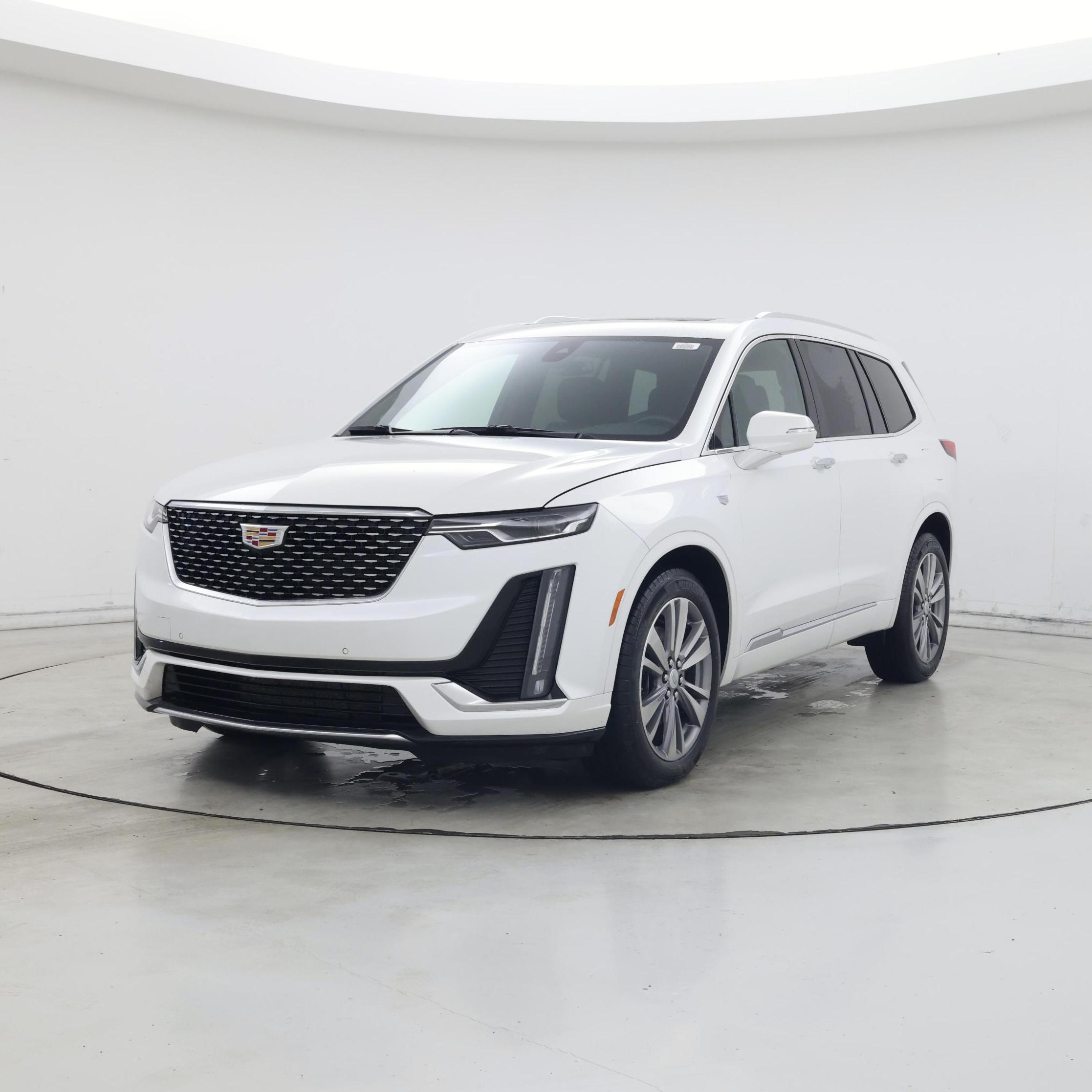 Thumbnail: 2025 Cadillac XT6 - 4