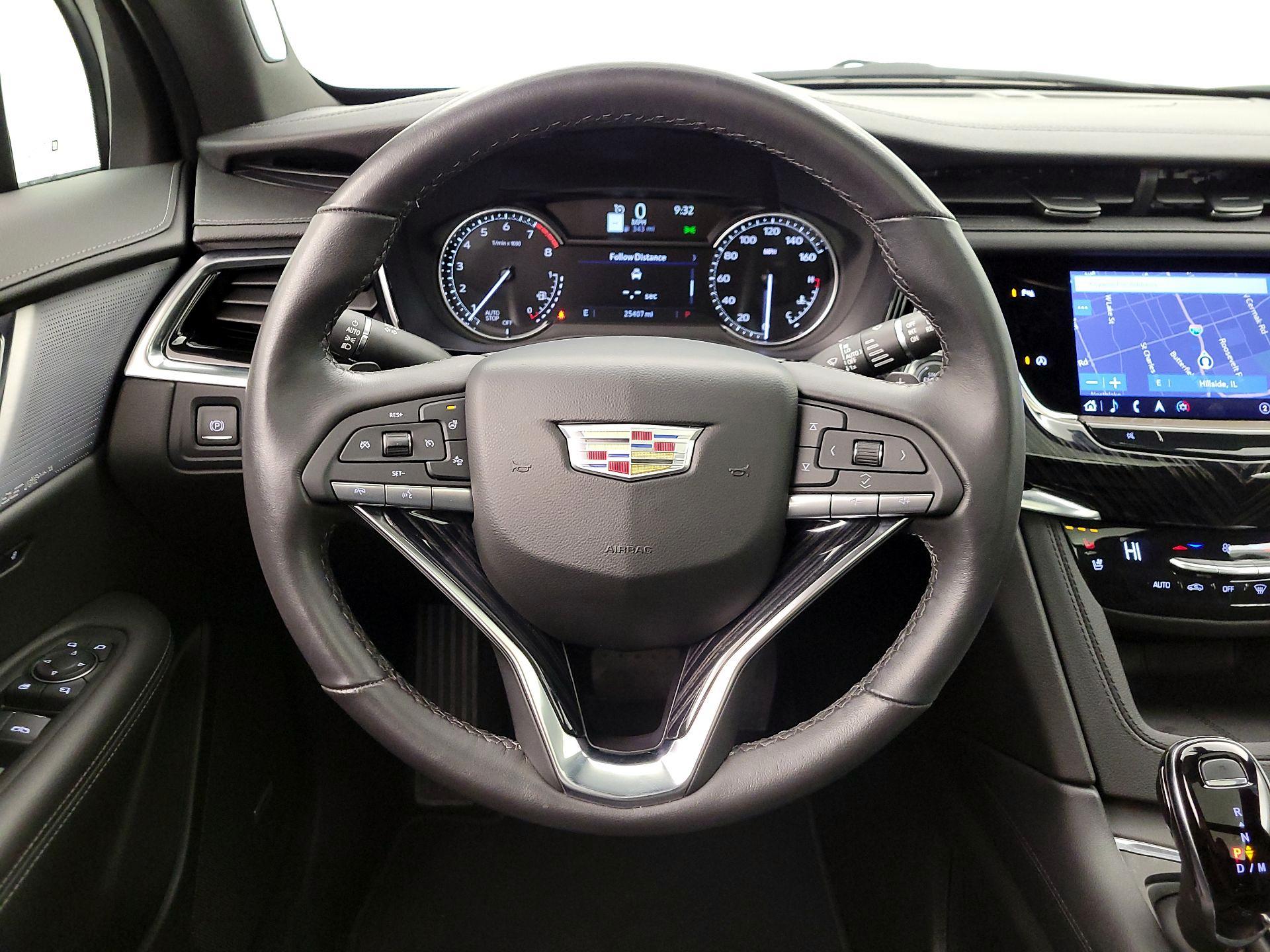 Thumbnail: 2025 Cadillac XT6 - 10