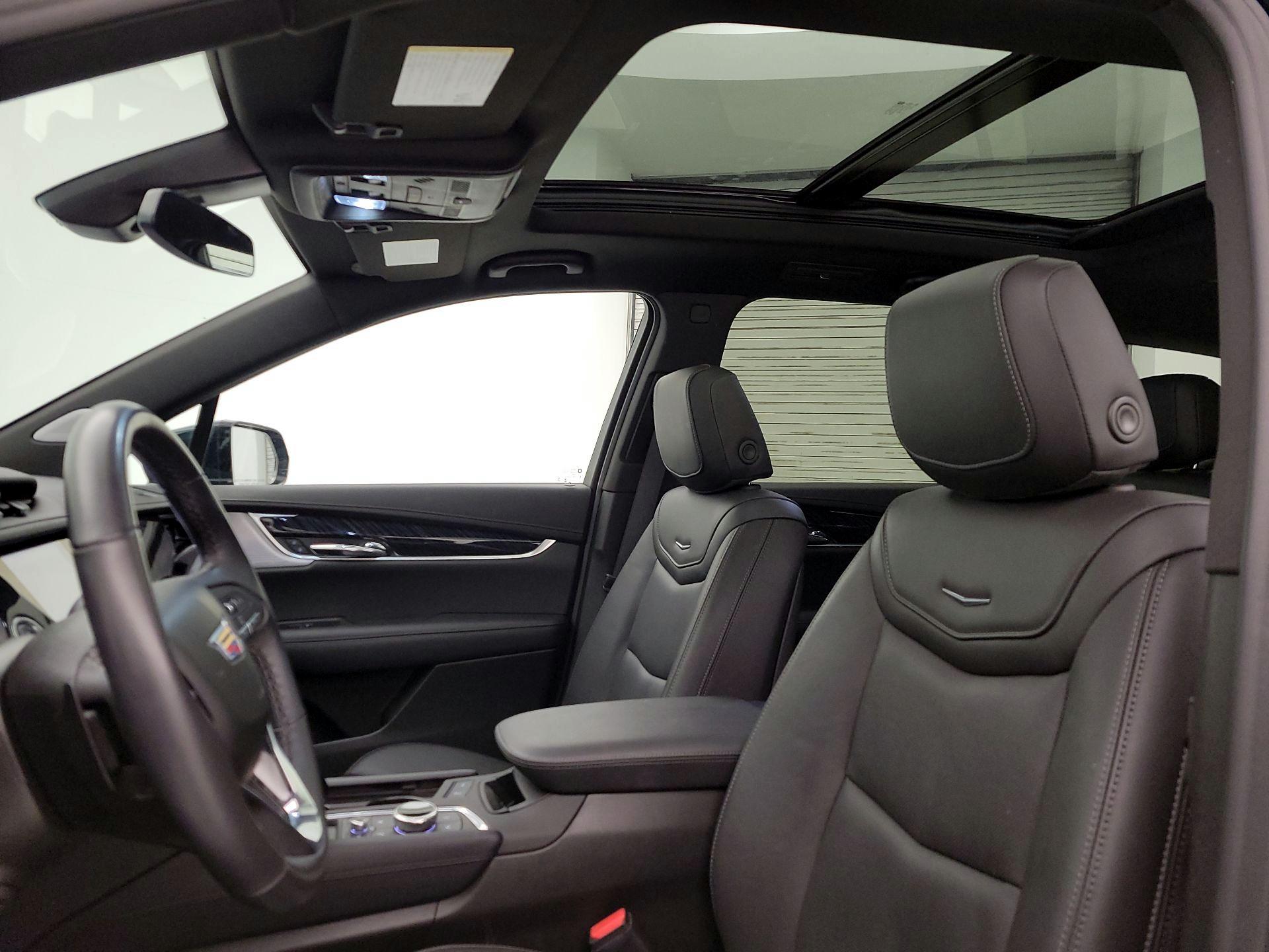 Thumbnail: 2025 Cadillac XT6 - 20