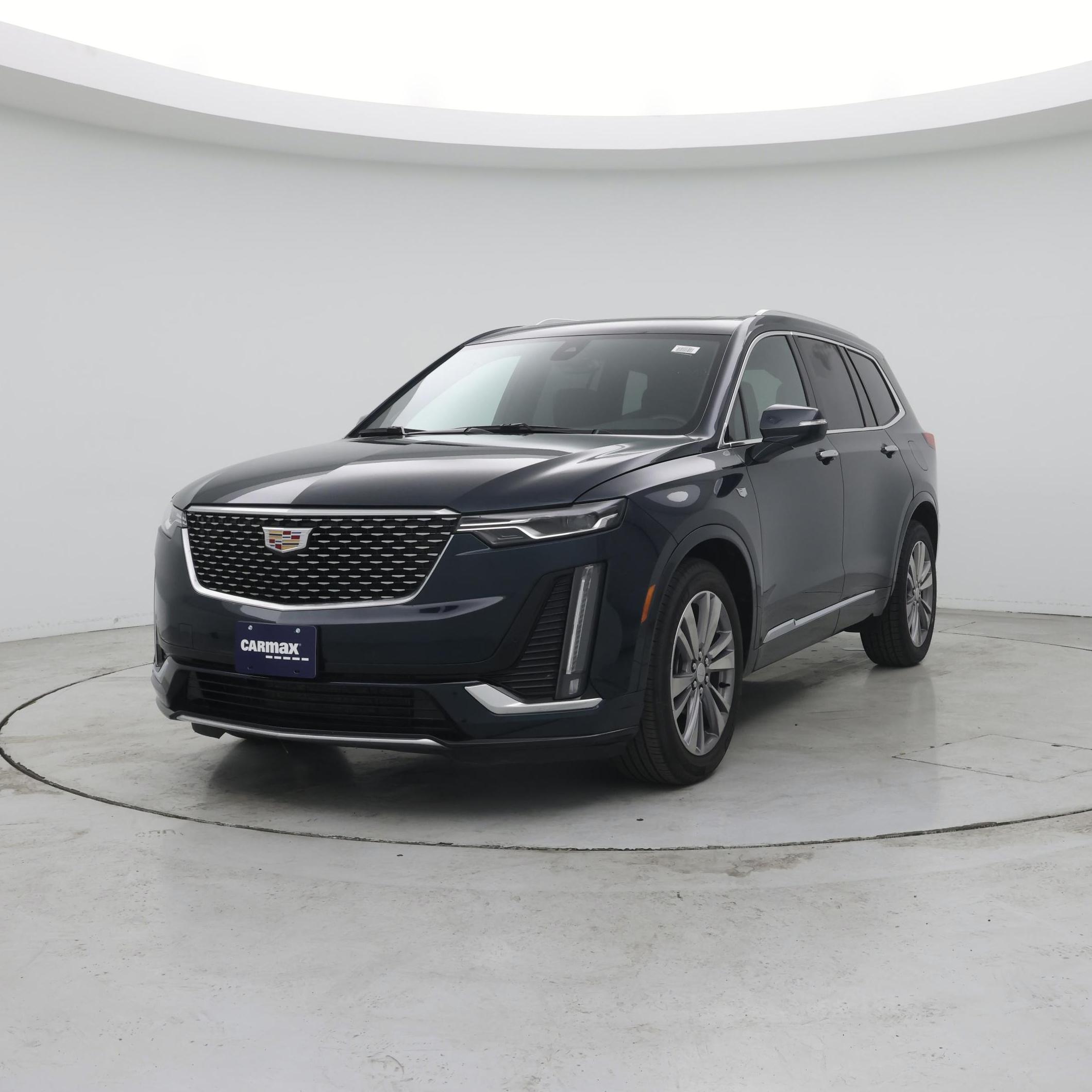 Thumbnail: 2025 Cadillac XT6 - 4