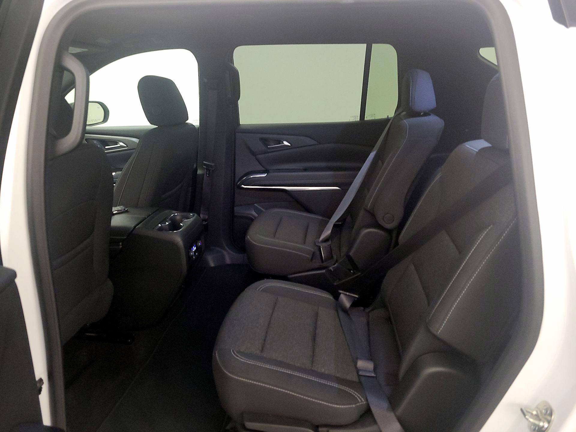 Thumbnail: 2025 Chevrolet Traverse - 20