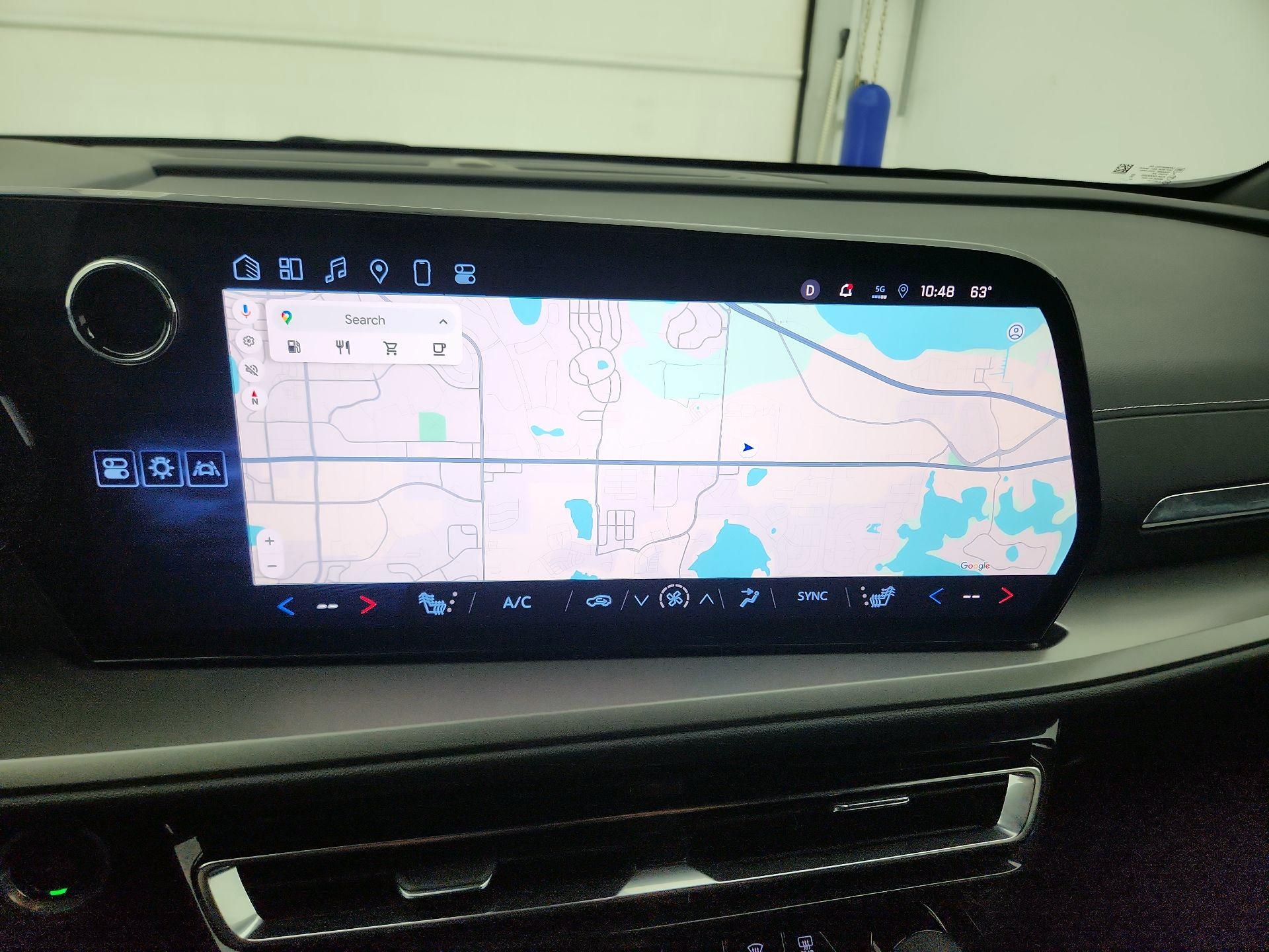 Thumbnail: 2025 Chevrolet Traverse - 14