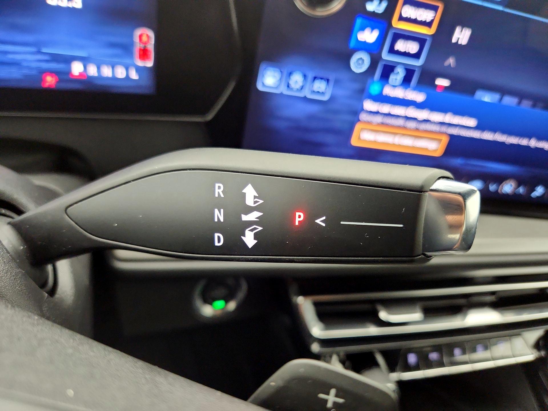 Thumbnail: 2025 Chevrolet Traverse - 18