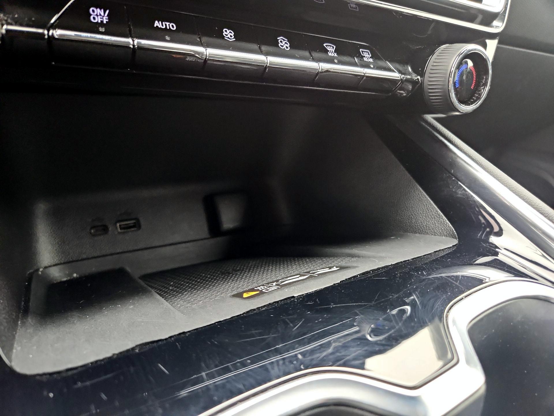 Thumbnail: 2025 Chevrolet Traverse - 19