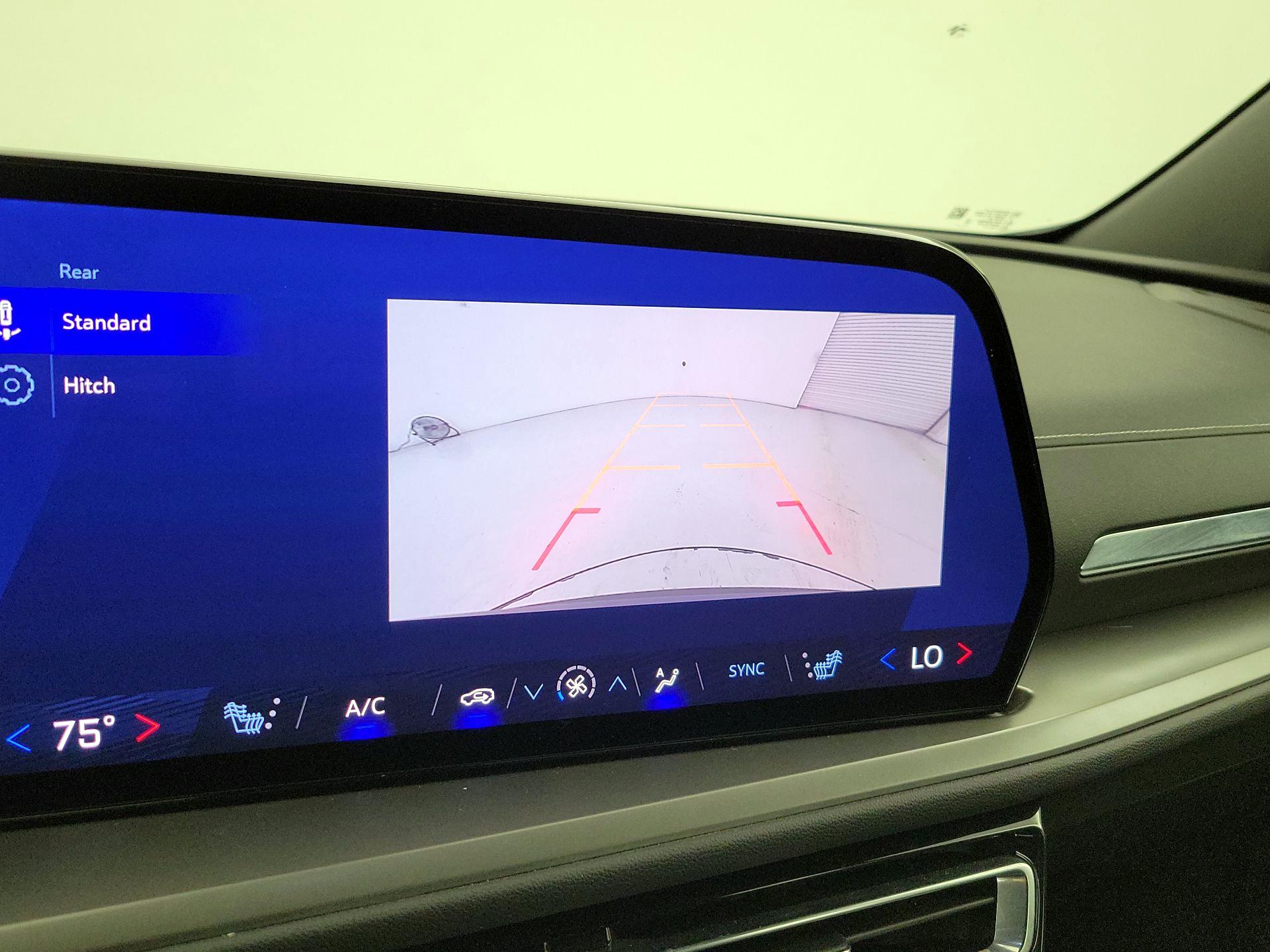 Thumbnail: 2025 Chevrolet Traverse - 14