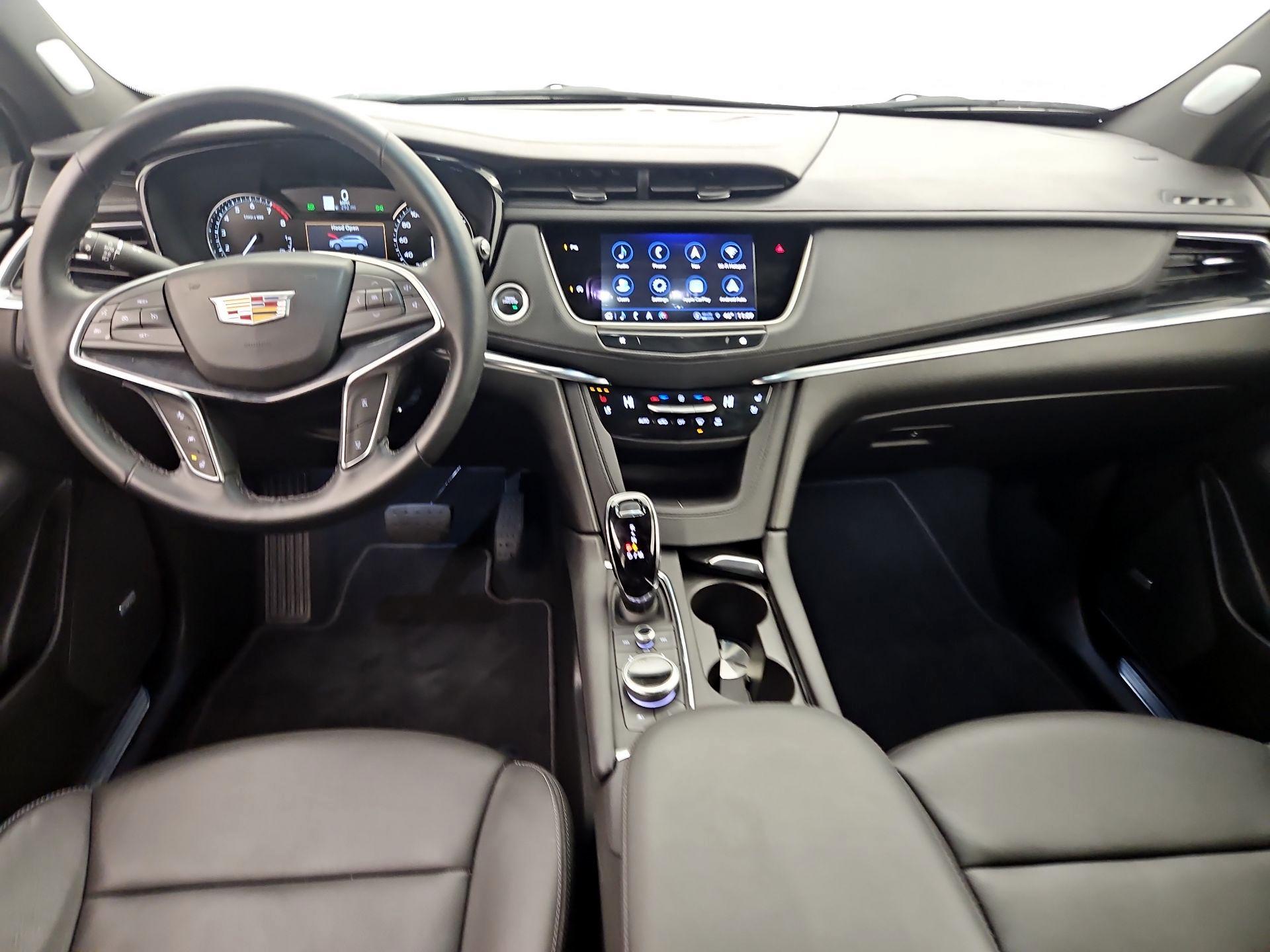 Thumbnail: 2025 Cadillac XT5 - 9