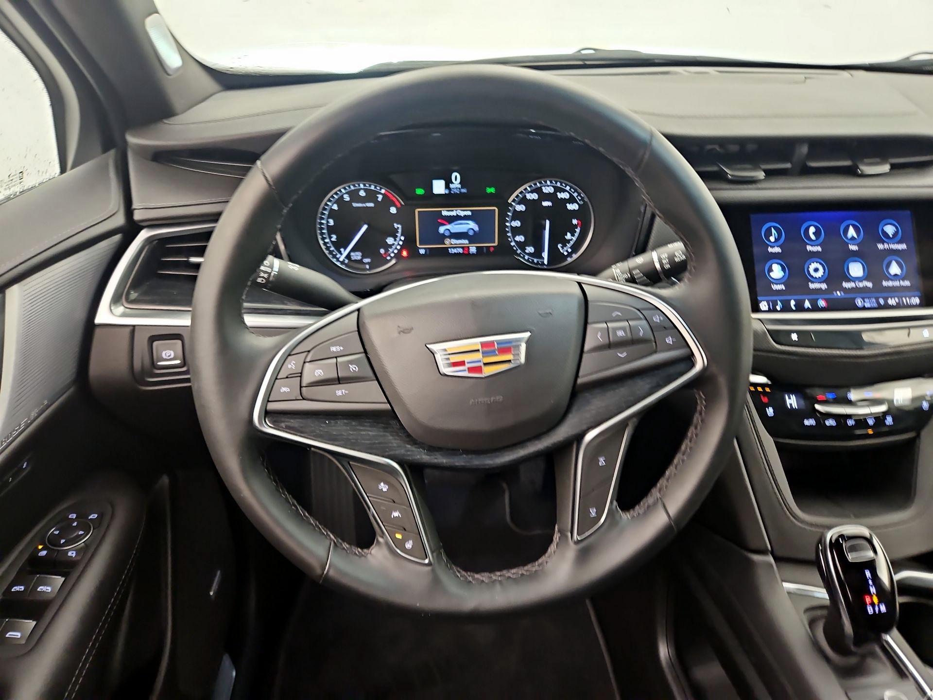 Thumbnail: 2025 Cadillac XT5 - 10