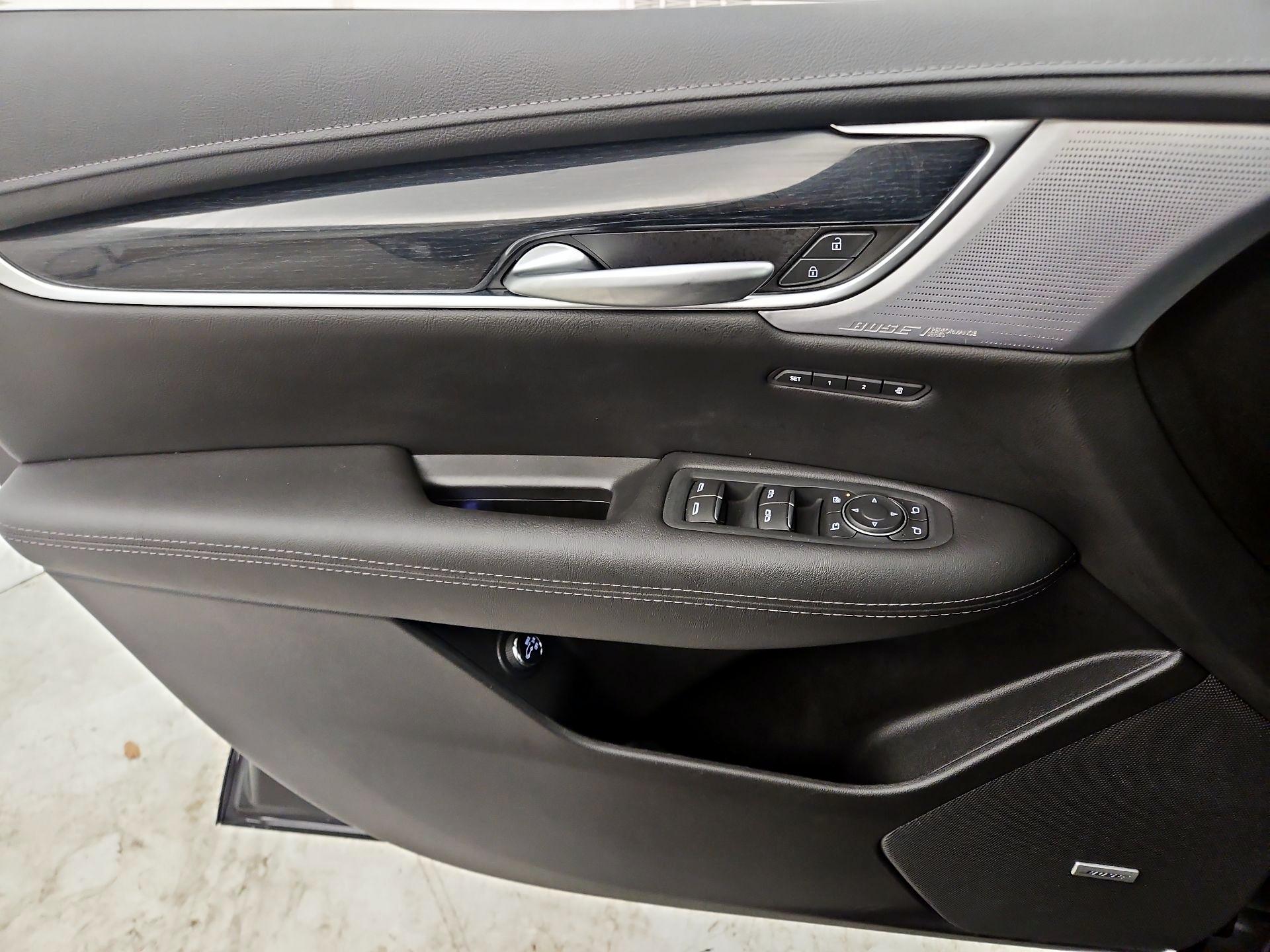 Thumbnail: 2025 Cadillac XT5 - 12