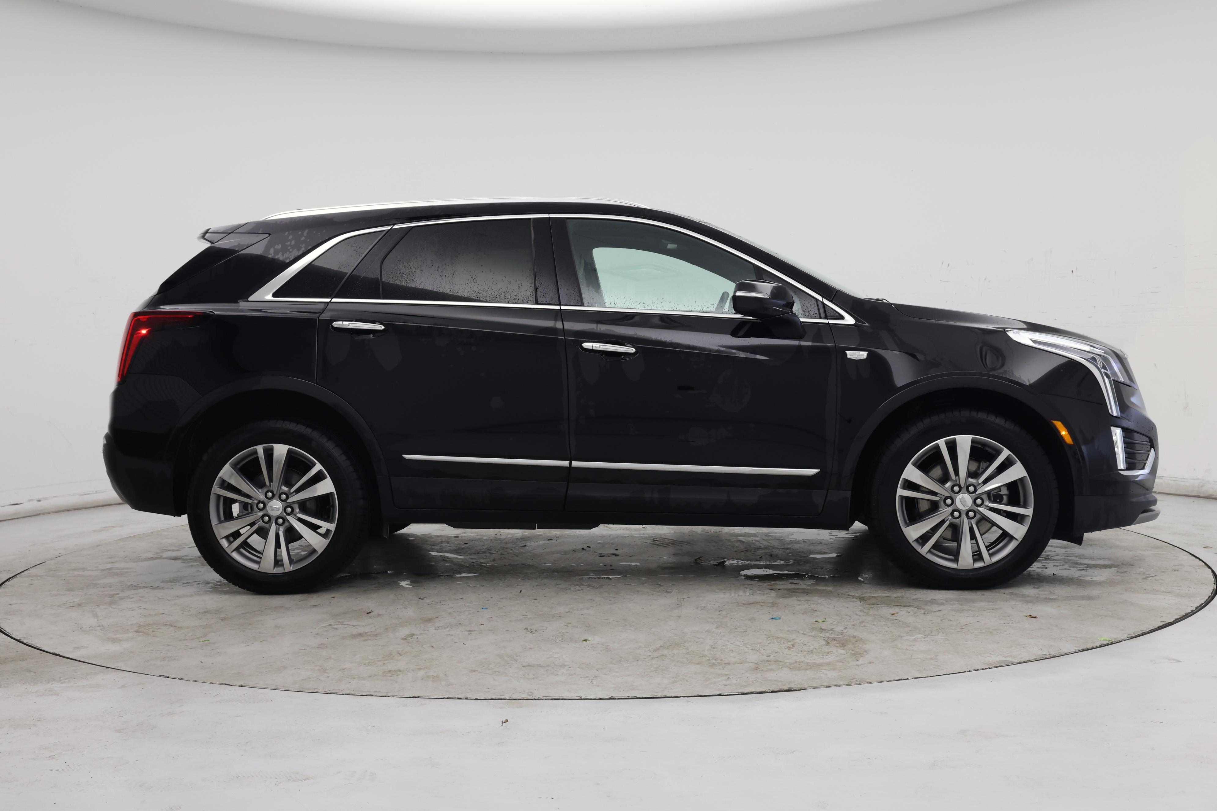 Thumbnail: 2025 Cadillac XT5 - 7