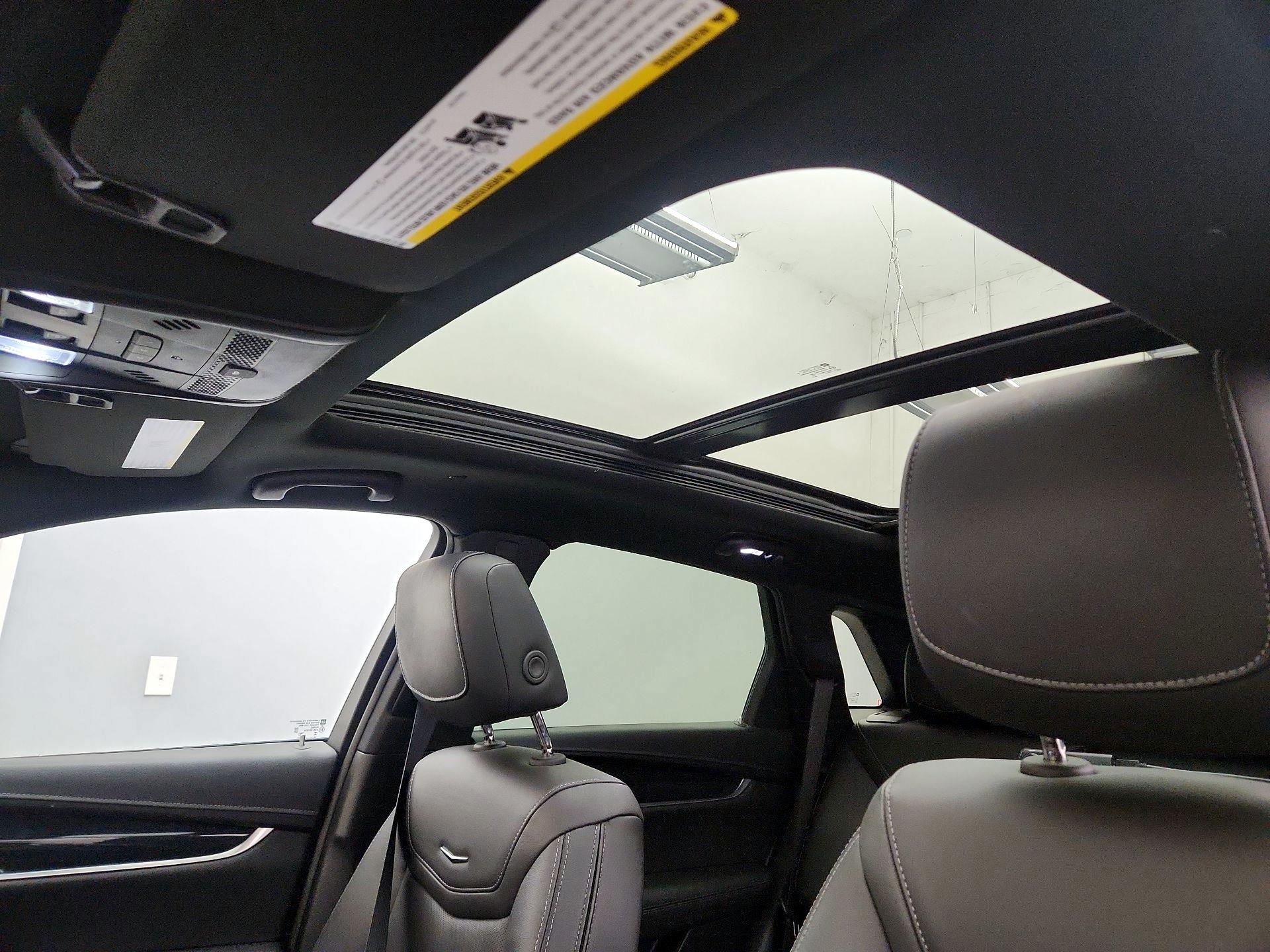 Thumbnail: 2025 Cadillac XT5 - 20