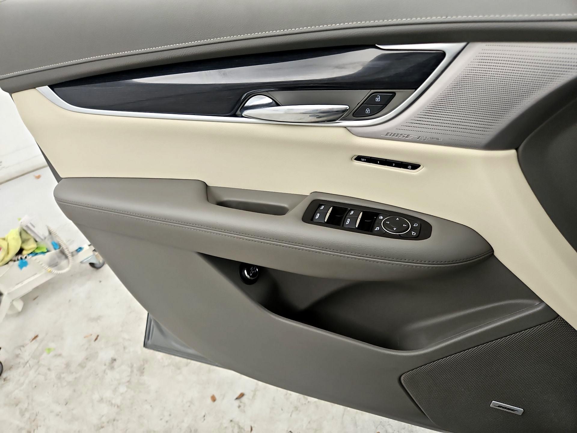 Thumbnail: 2025 Cadillac XT6 - 12