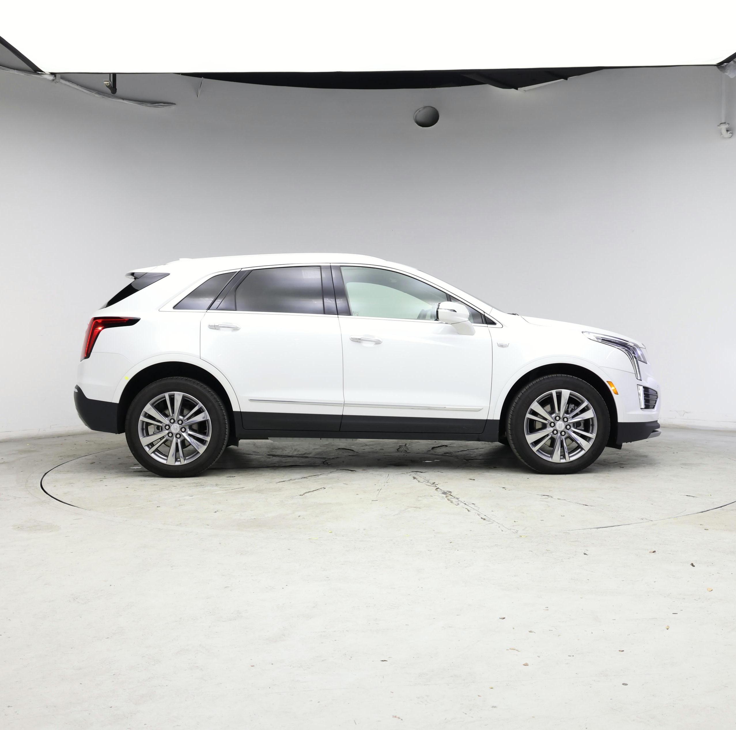 Thumbnail: 2025 Cadillac XT5 - 7