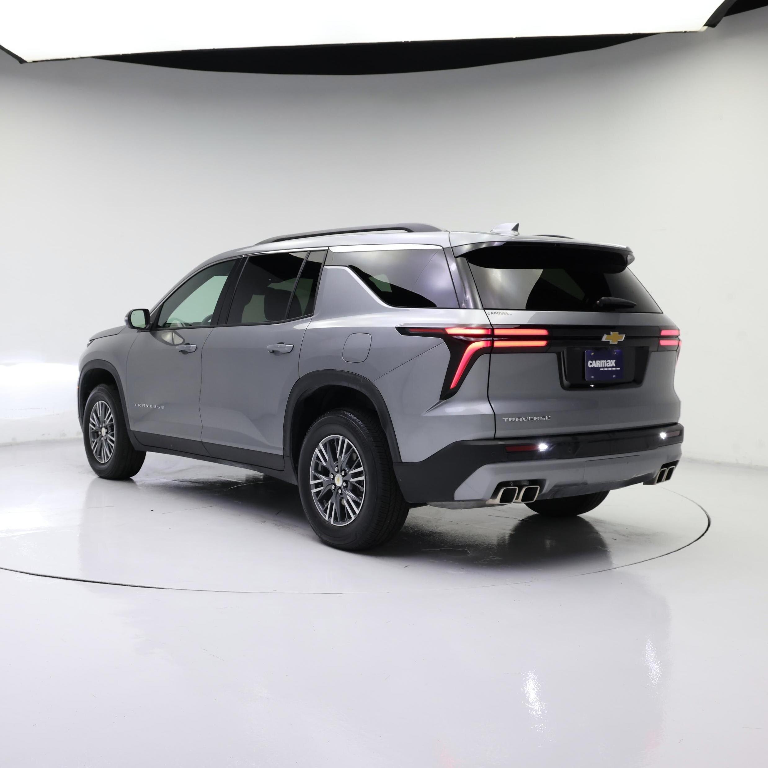 Thumbnail: 2025 Chevrolet Traverse - 2