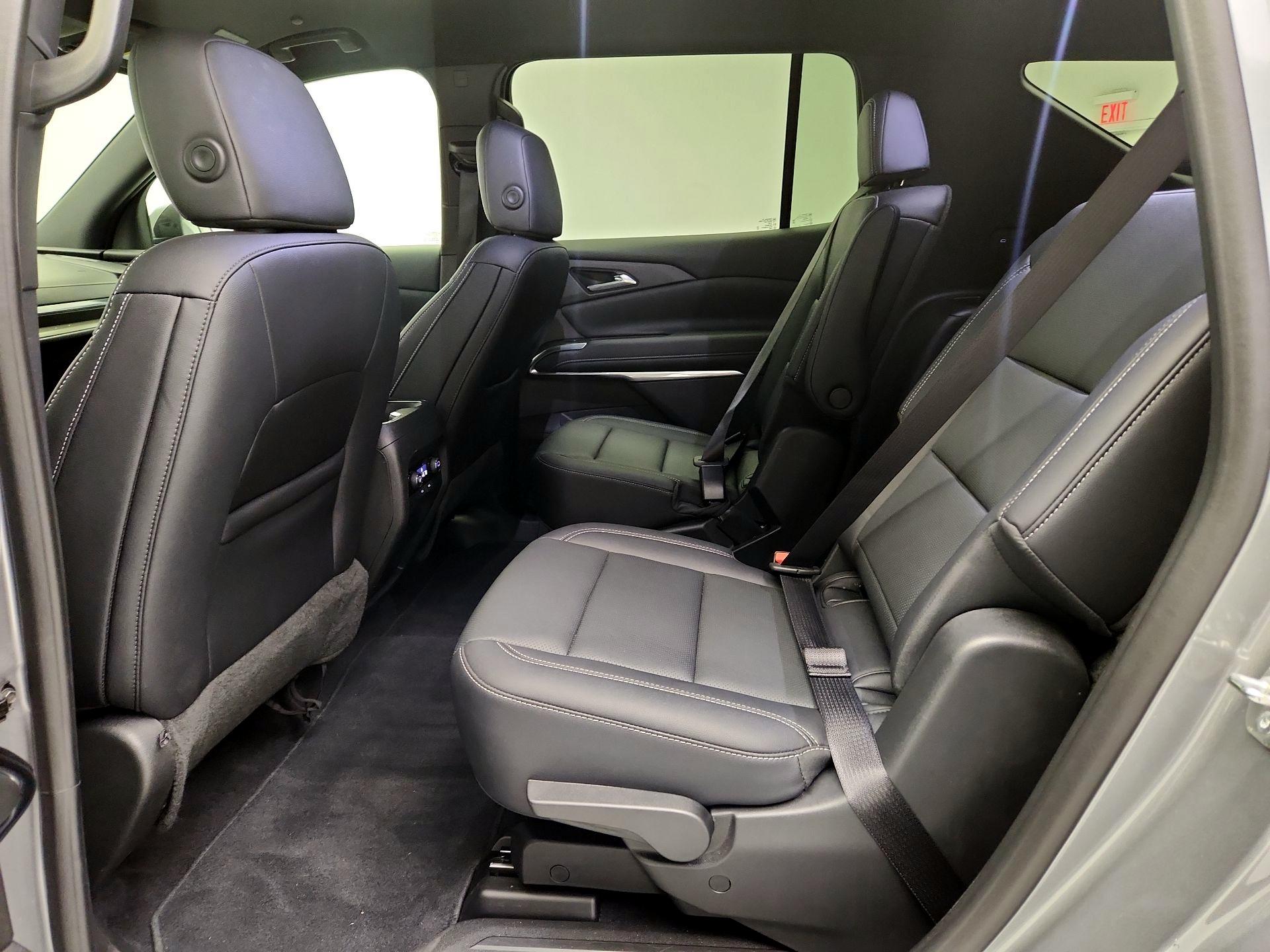 Thumbnail: 2025 Chevrolet Traverse - 20