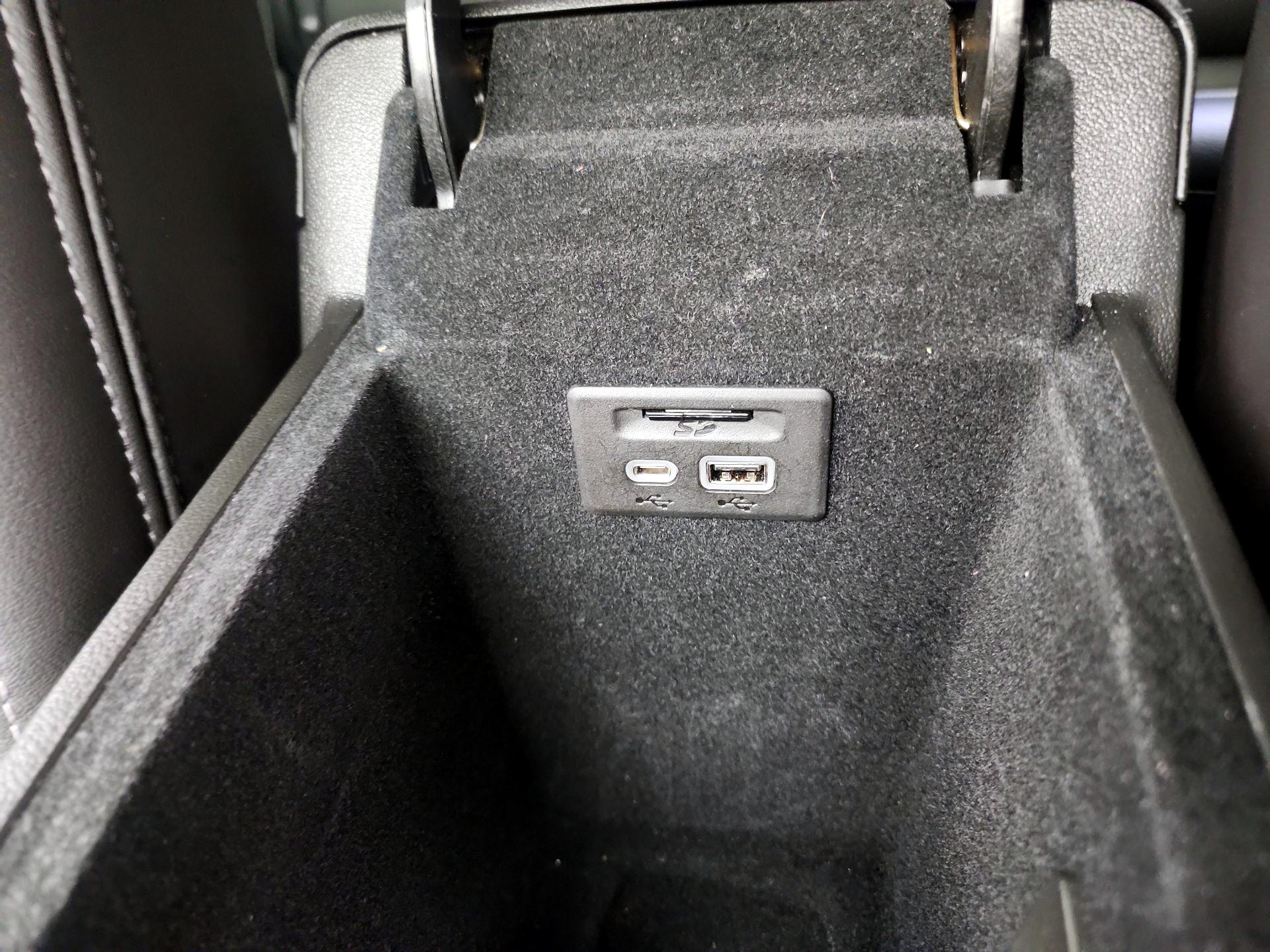 Thumbnail: 2025 Cadillac XT5 - 18