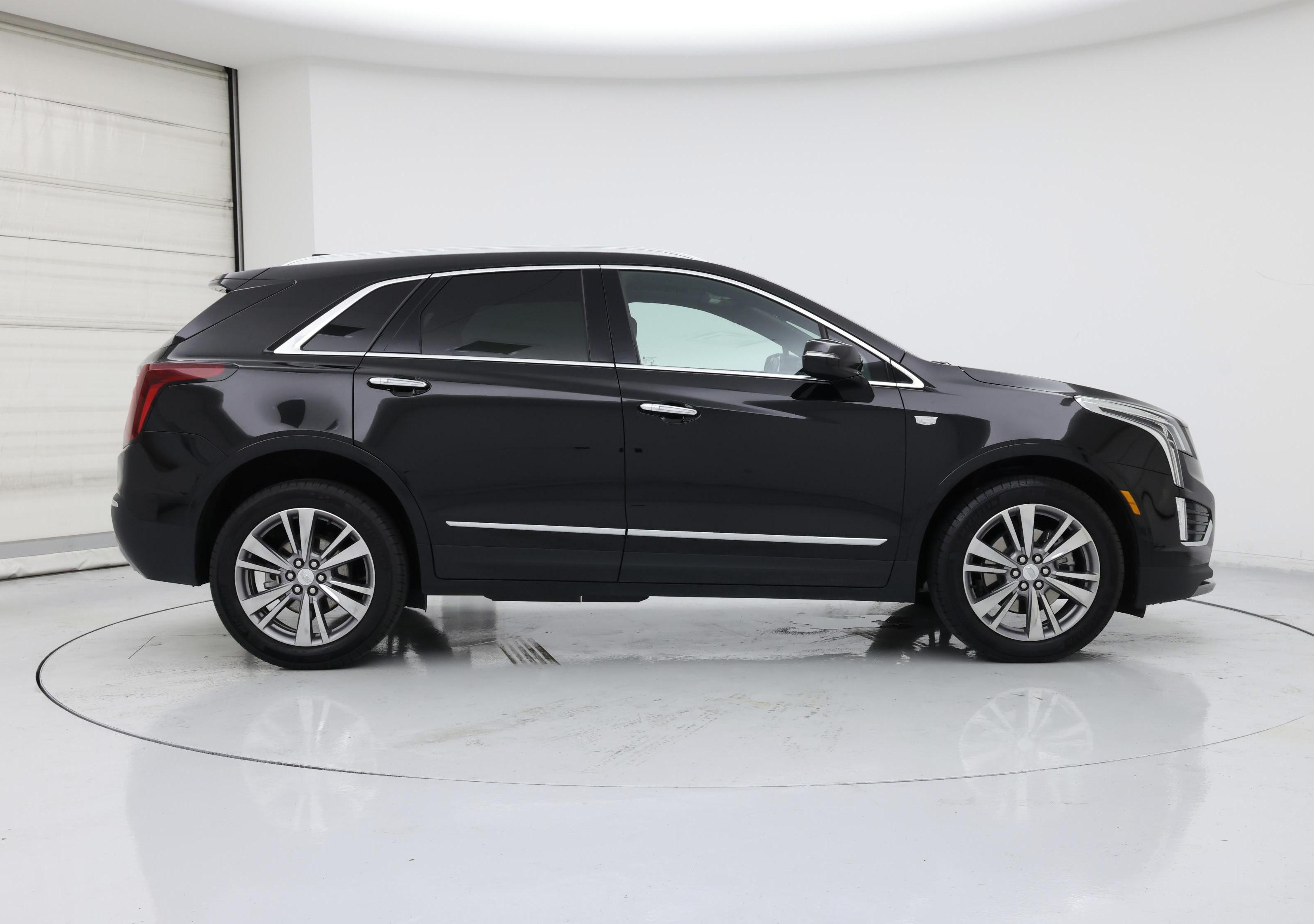 Thumbnail: 2025 Cadillac XT5 - 7