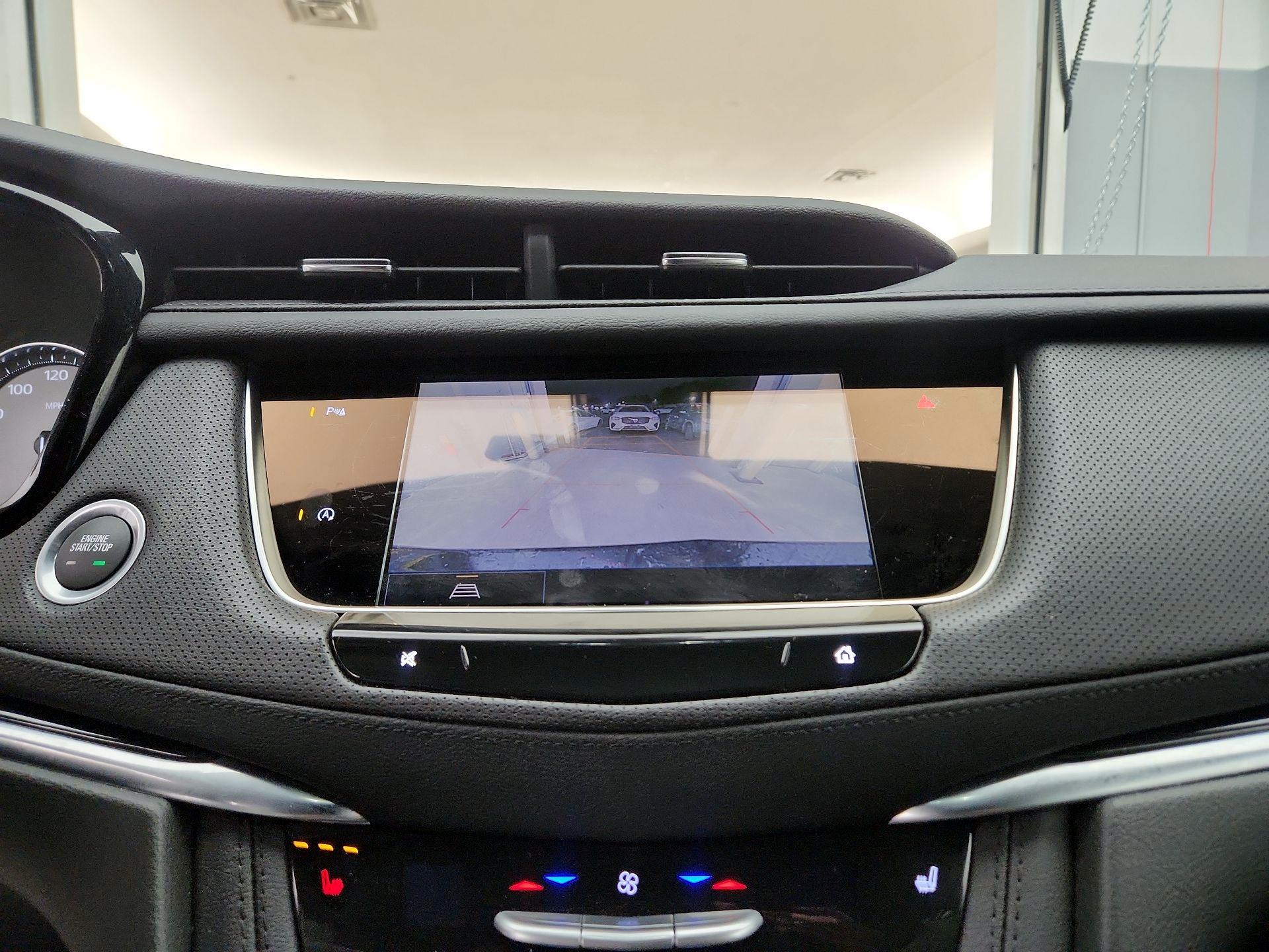 Thumbnail: 2025 Cadillac XT5 - 15