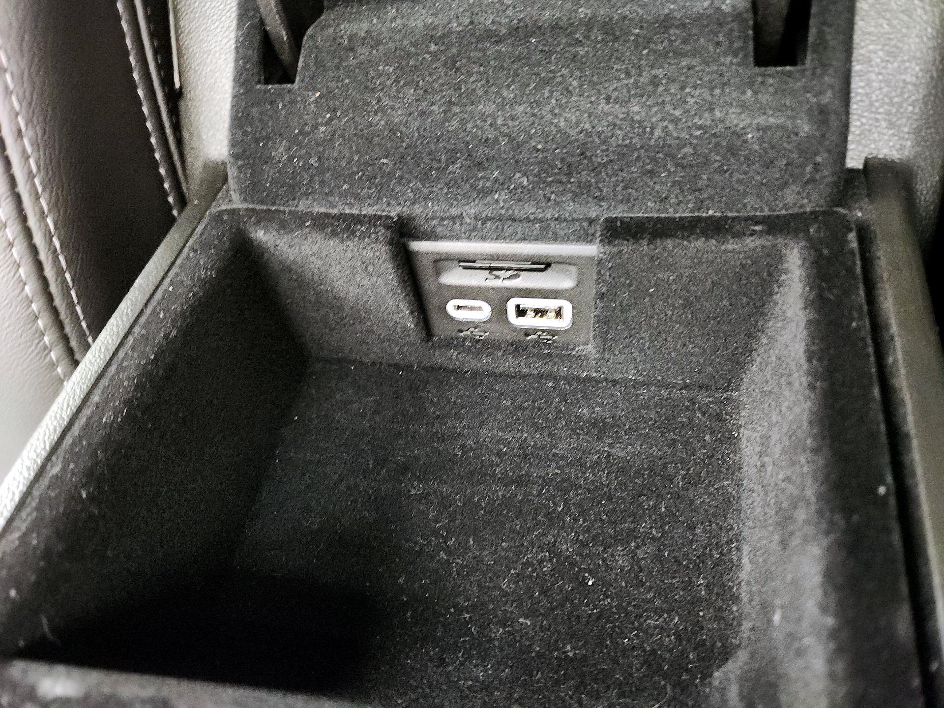 Thumbnail: 2025 Cadillac XT5 - 19