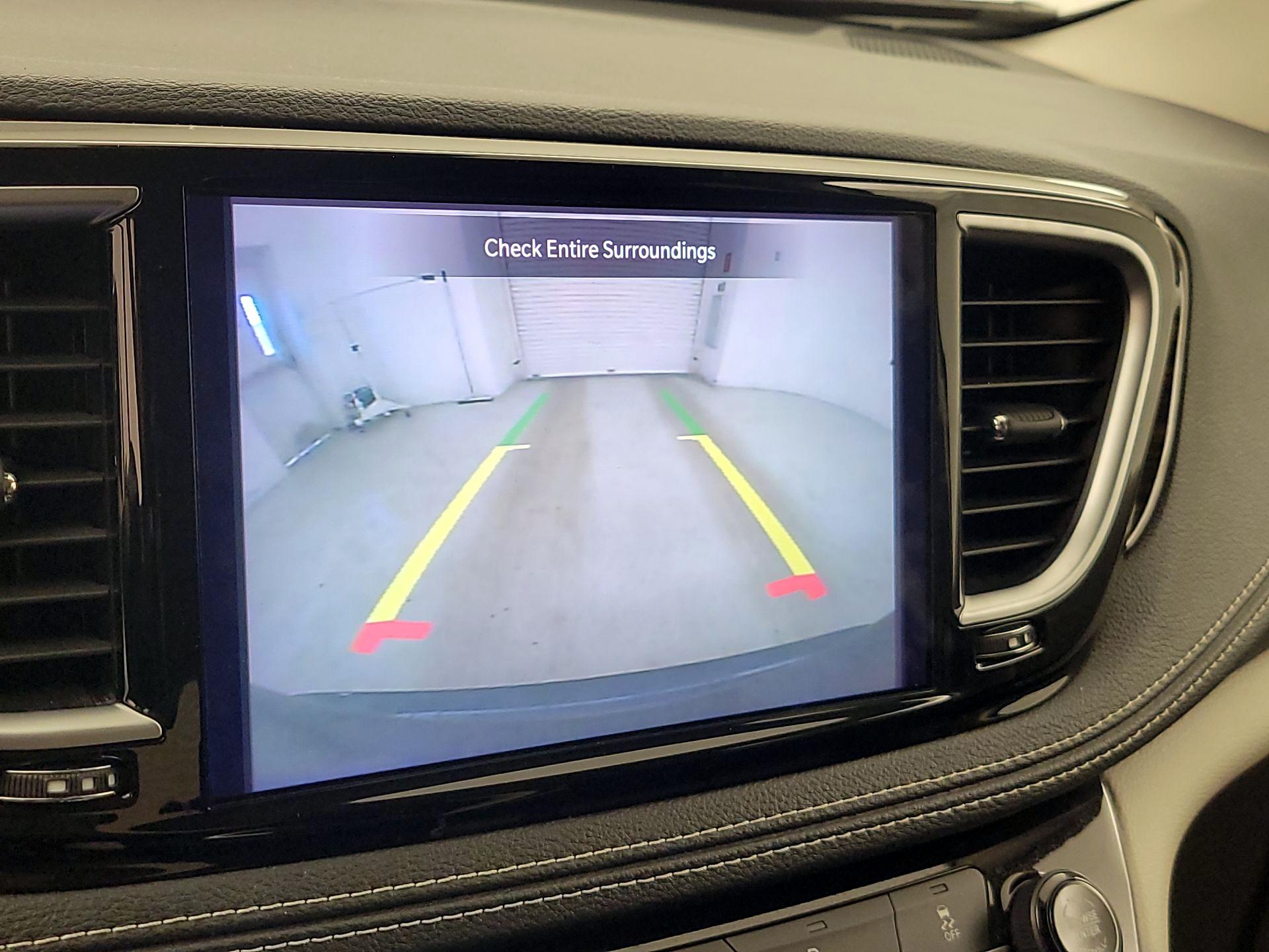 Thumbnail: 2021 Chrysler Pacifica - 15