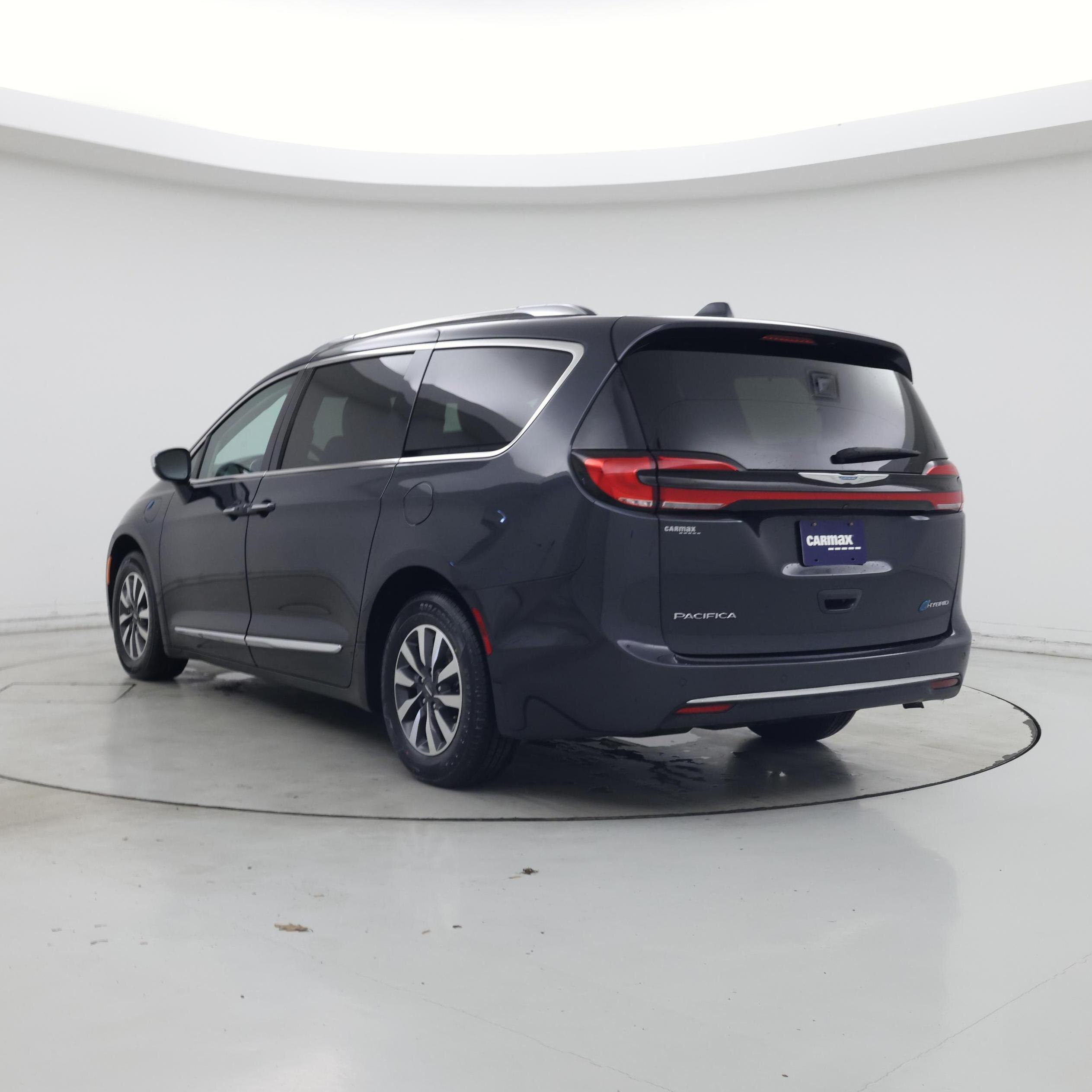 Thumbnail: 2021 Chrysler Pacifica - 2