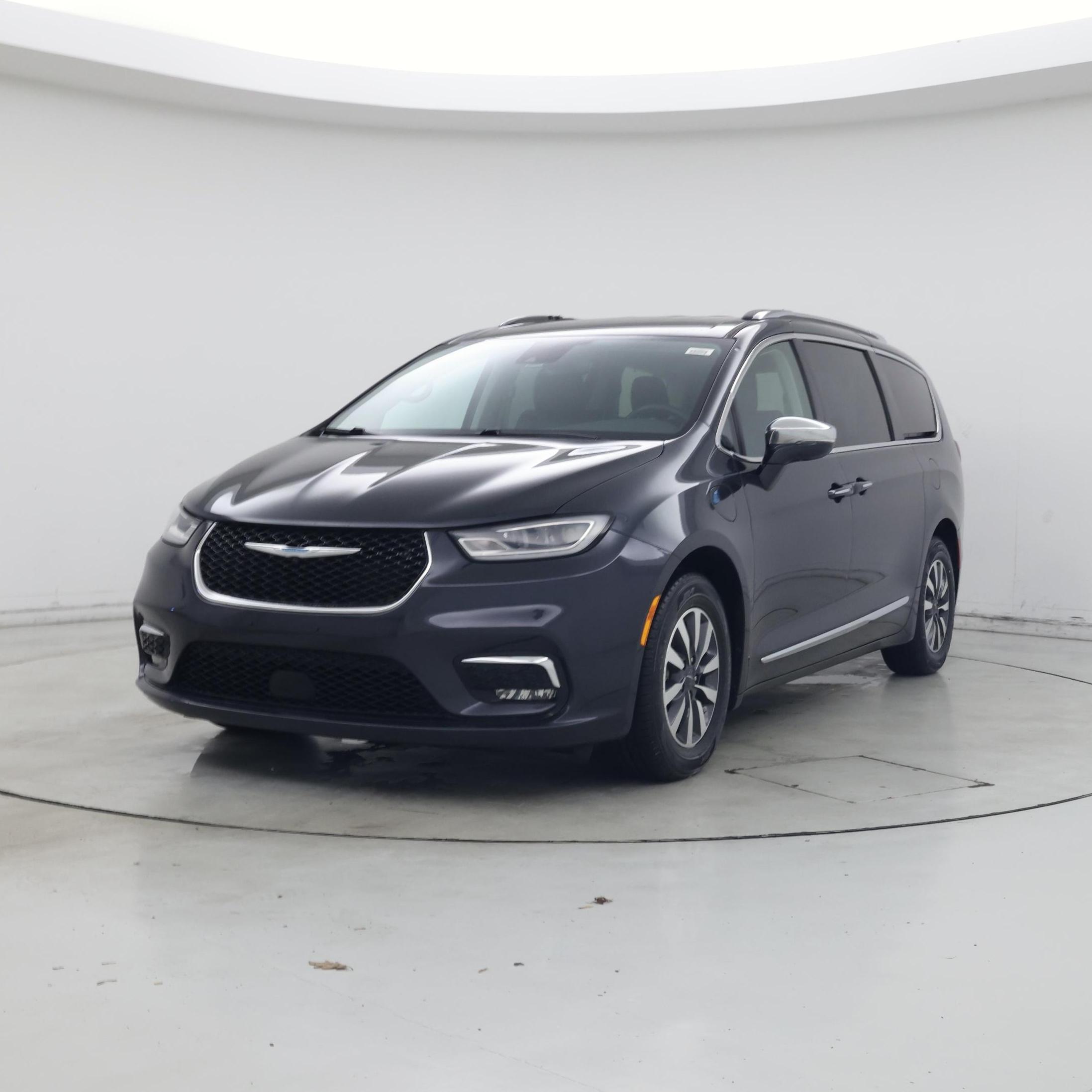 Thumbnail: 2021 Chrysler Pacifica - 4