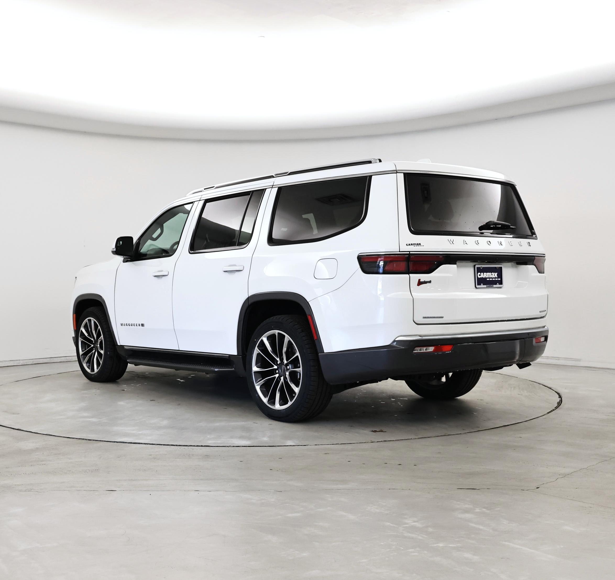 Thumbnail: 2022 Jeep Wagoneer - 2