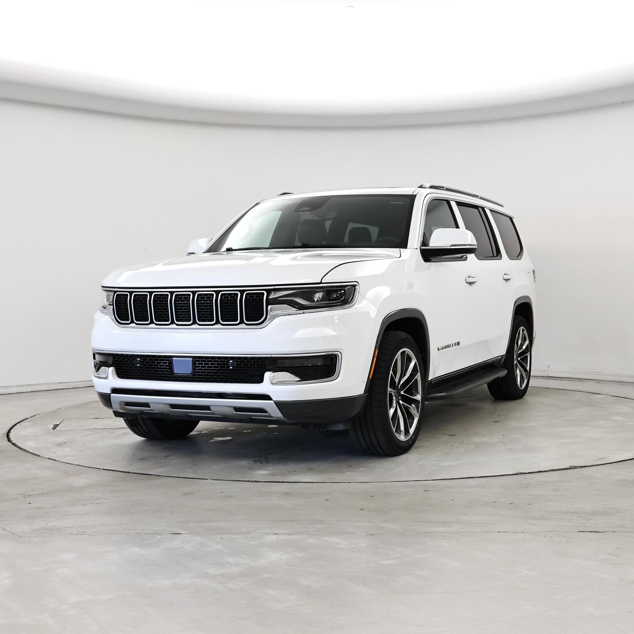 Thumbnail: 2022 Jeep Wagoneer - 4