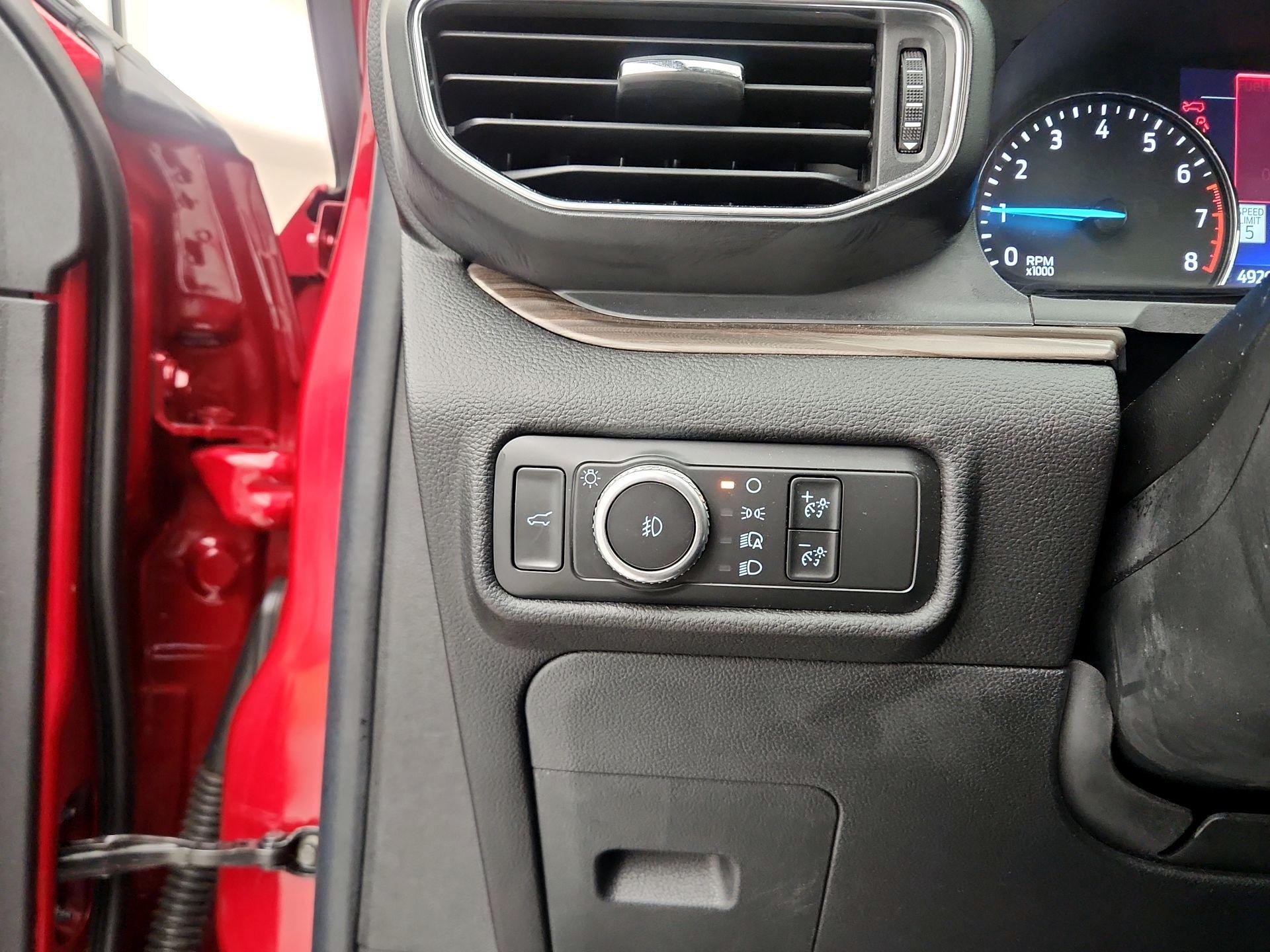 Thumbnail: 2021 Ford Explorer - 13