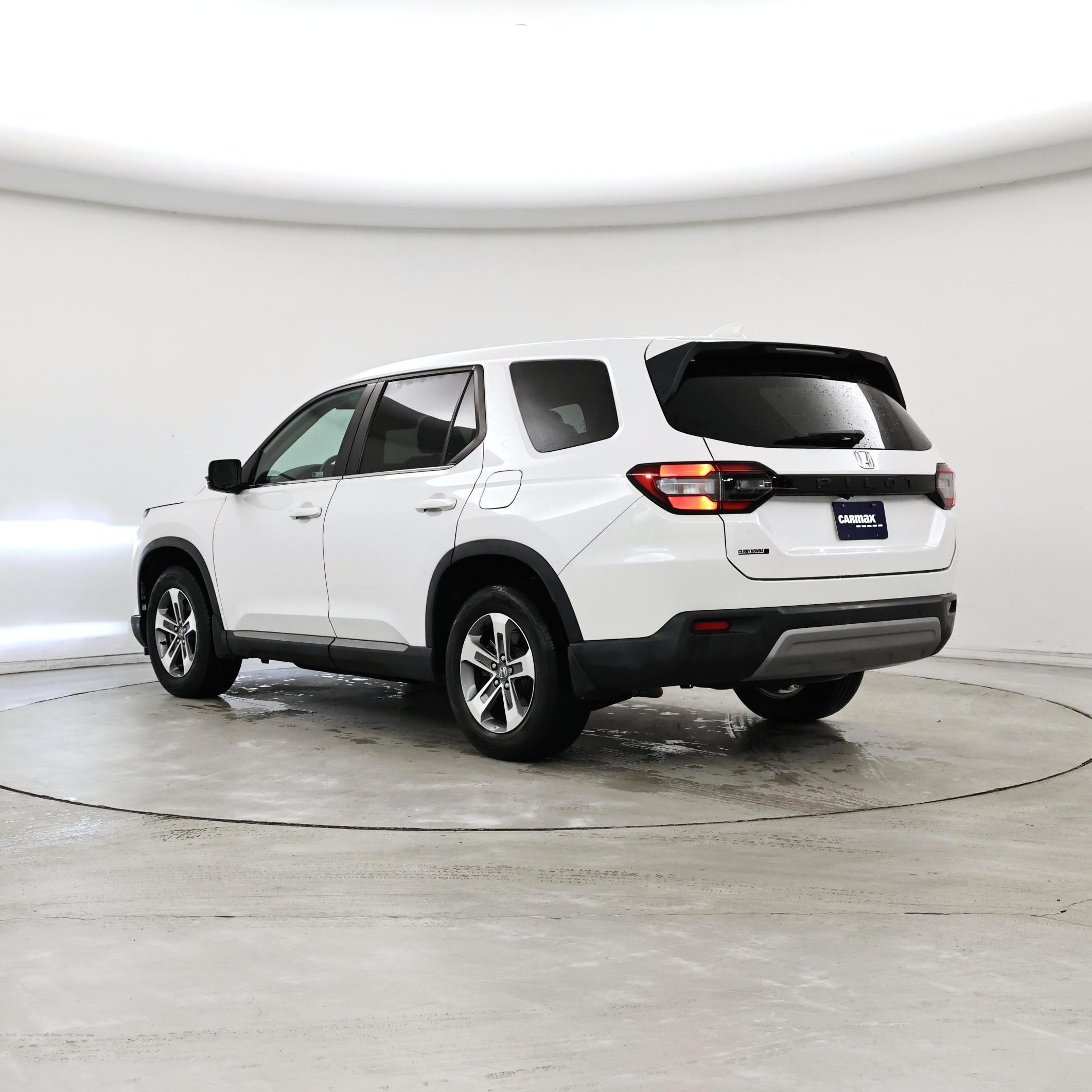 Thumbnail: 2023 Honda Pilot - 2