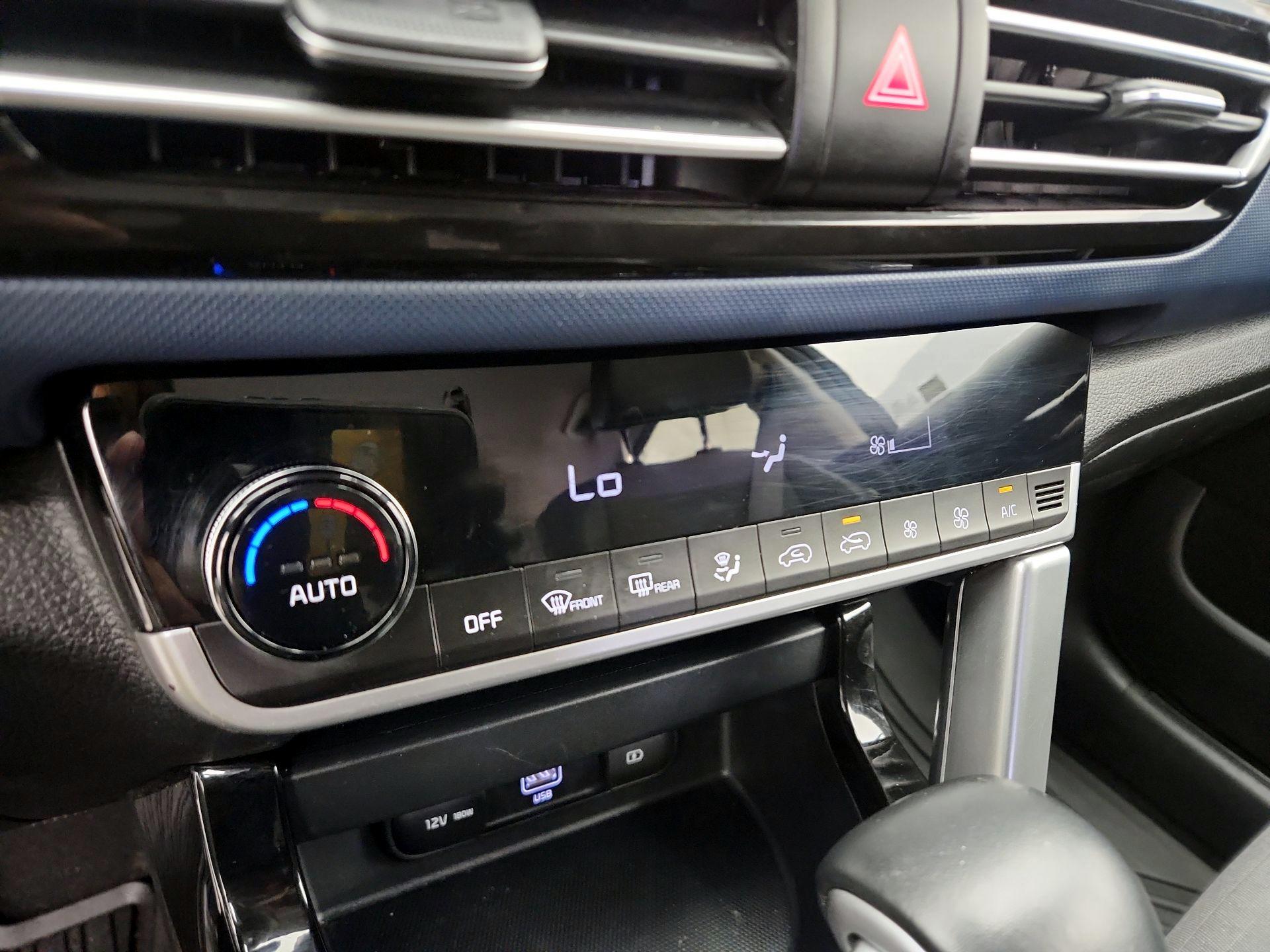 Thumbnail: 2023 Kia Seltos - 15