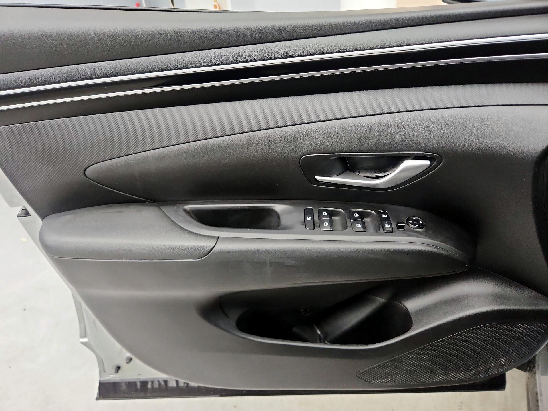 Thumbnail: 2023 Hyundai Tucson - 12