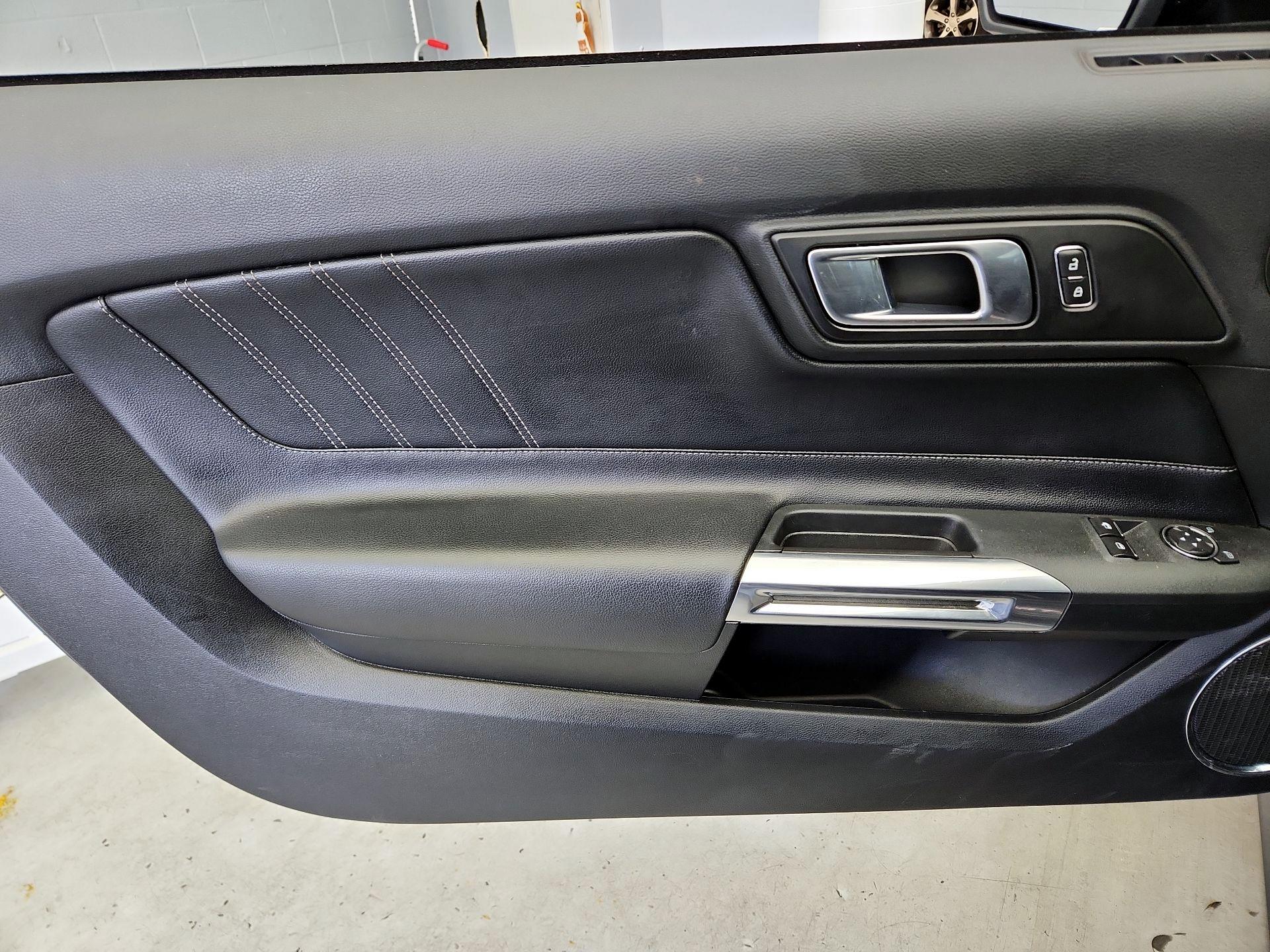 Thumbnail: 2020 Ford Mustang - 12