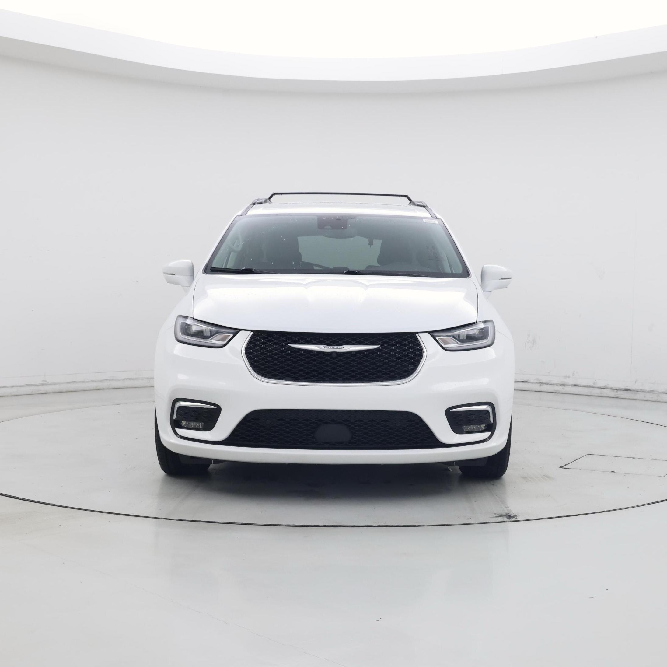 Thumbnail: 2022 Chrysler Pacifica - 5