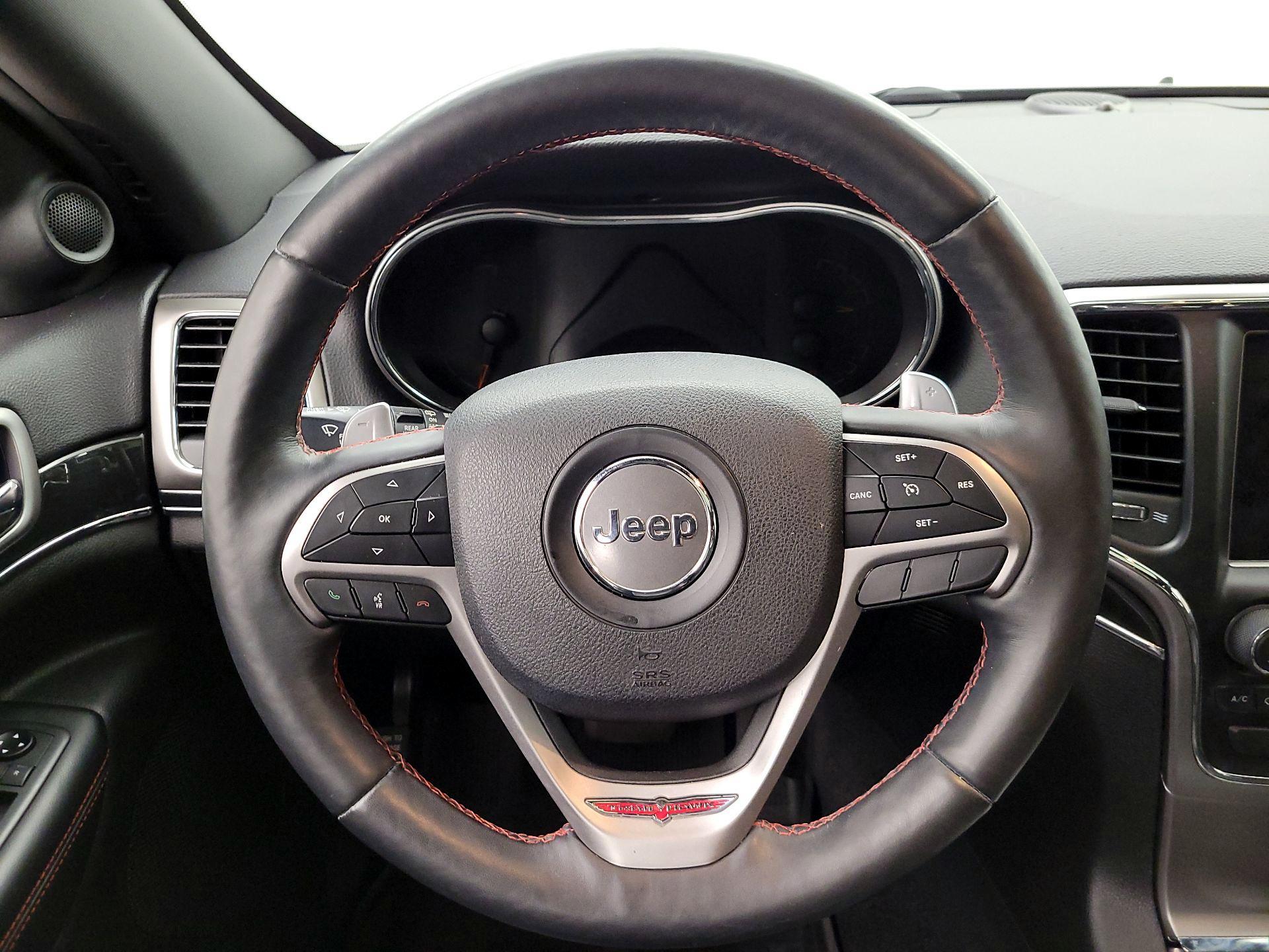 Thumbnail: 2018 Jeep Grand Cherokee - 10