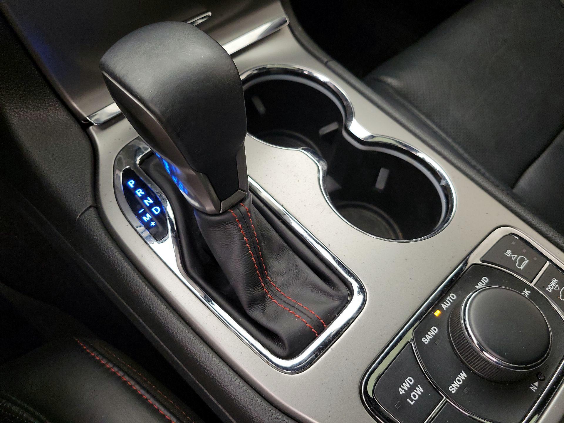 Thumbnail: 2018 Jeep Grand Cherokee - 18